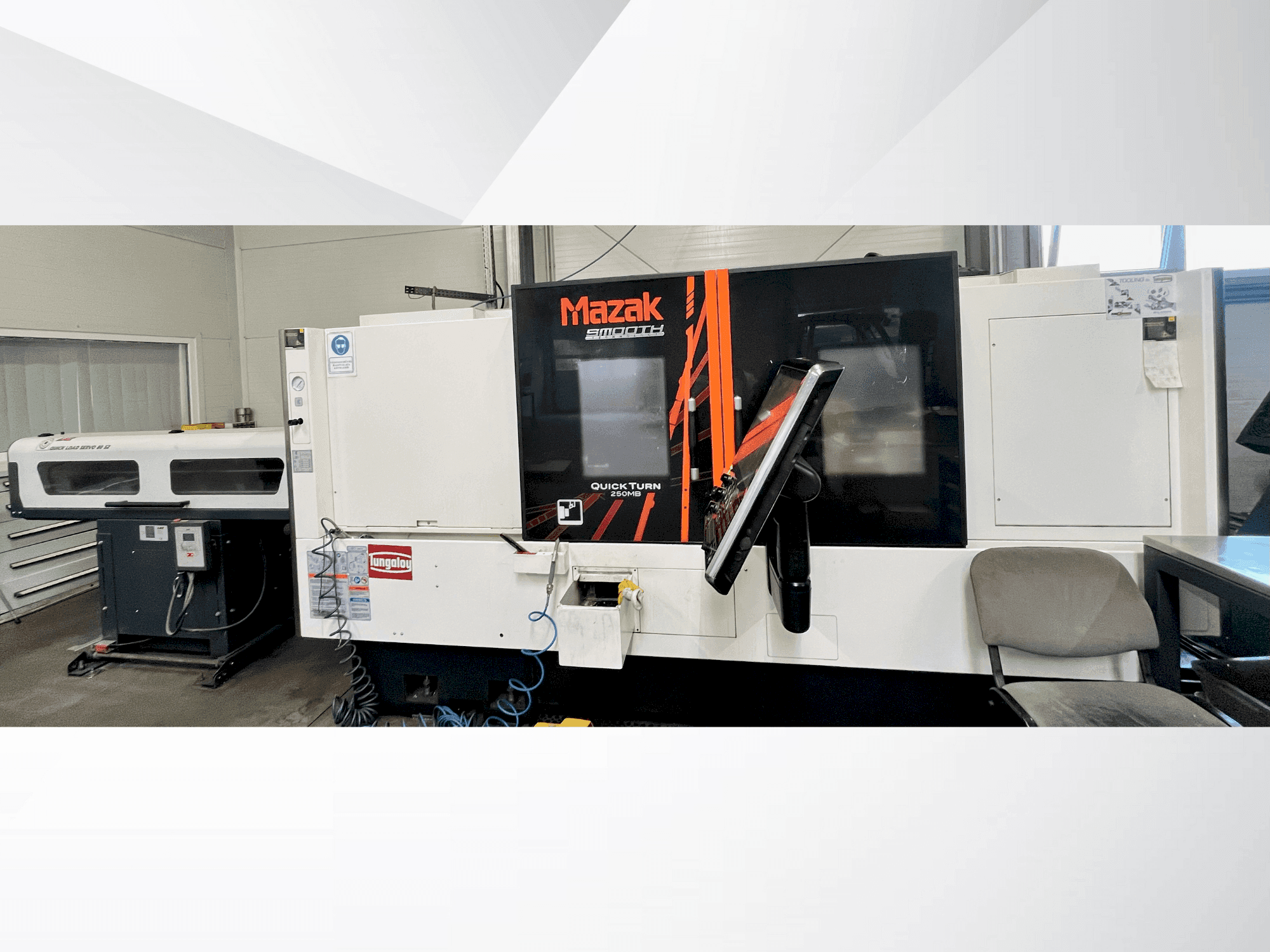 Vooraanzicht van Mazak Quick Turn 250MB machine