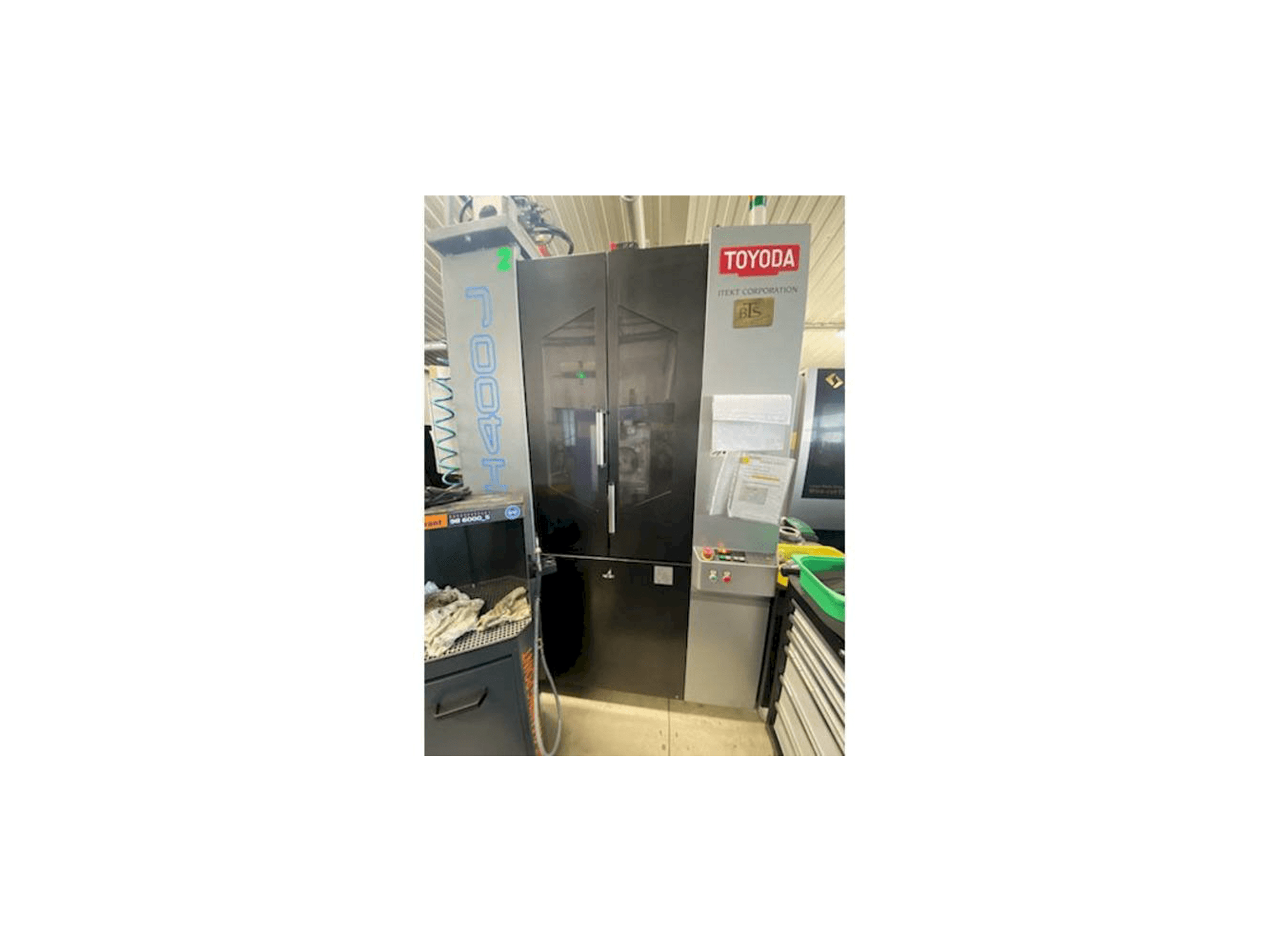 Vooraanzicht van TOYODA FH400J machine