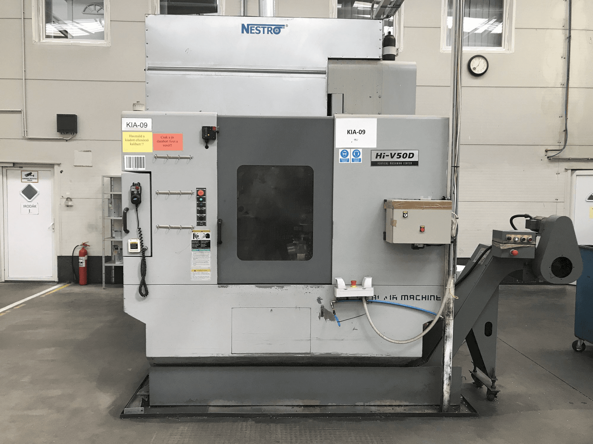 Vooraanzicht van Hyundai Kia Hi V50D machine