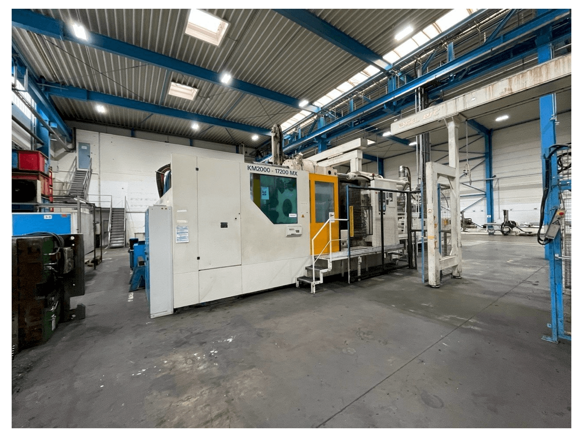 Vooraanzicht van Krauss Maffei KM 2000 17200 MX machine