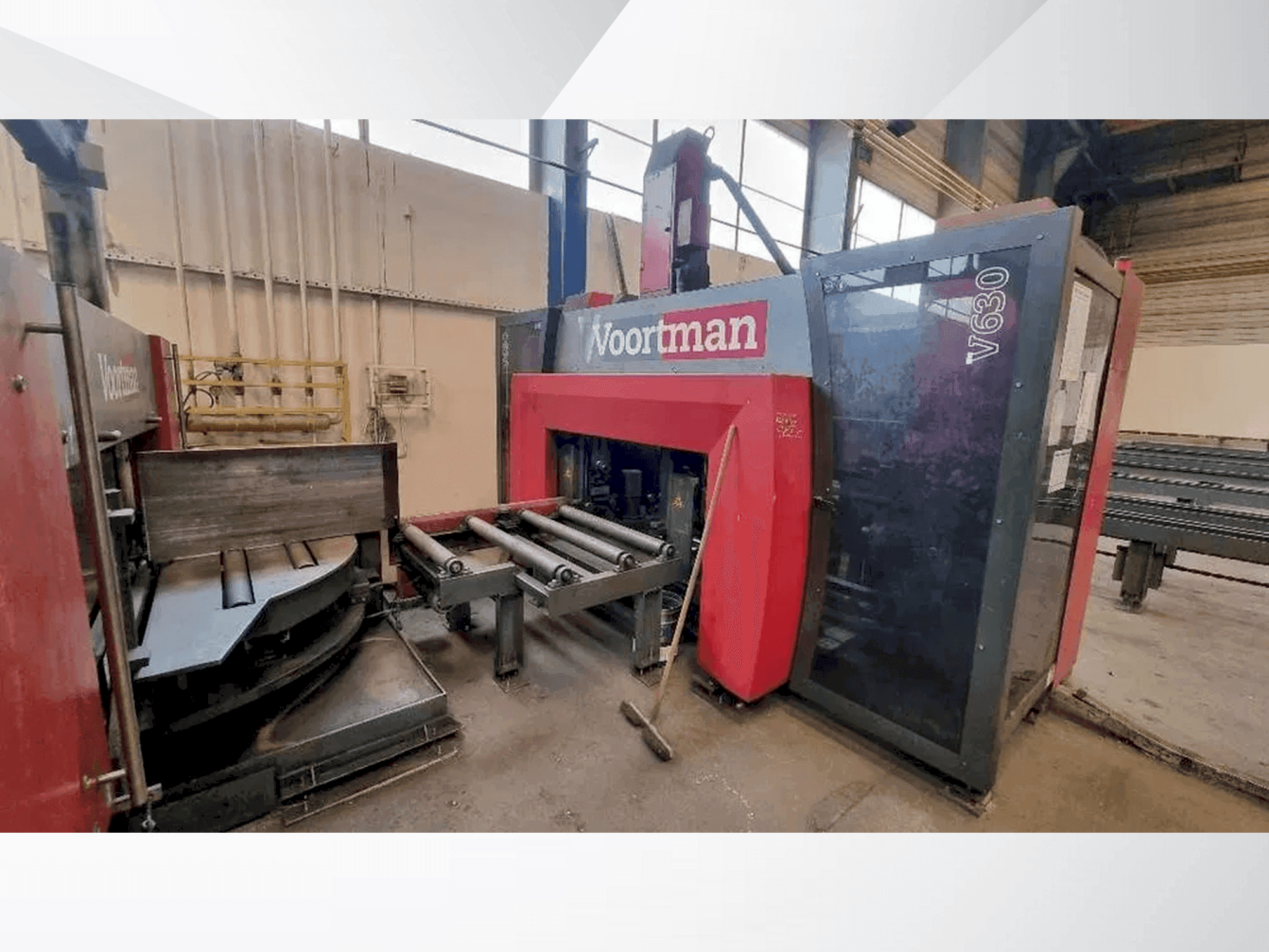 Vooraanzicht van VOORTMAN V630 / VB1050 machine