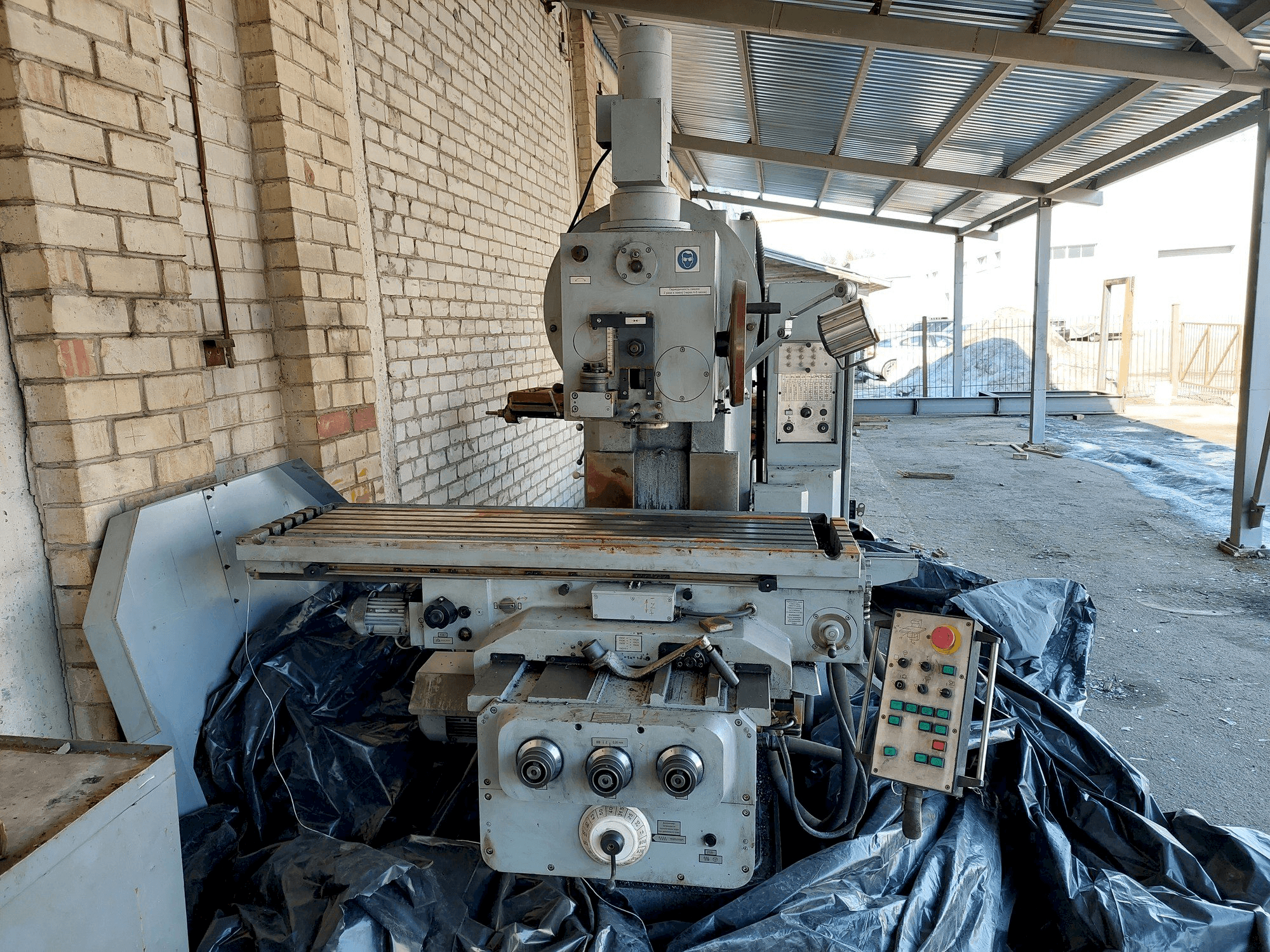 Vooraanzicht van Heckert FSS450MR machine
