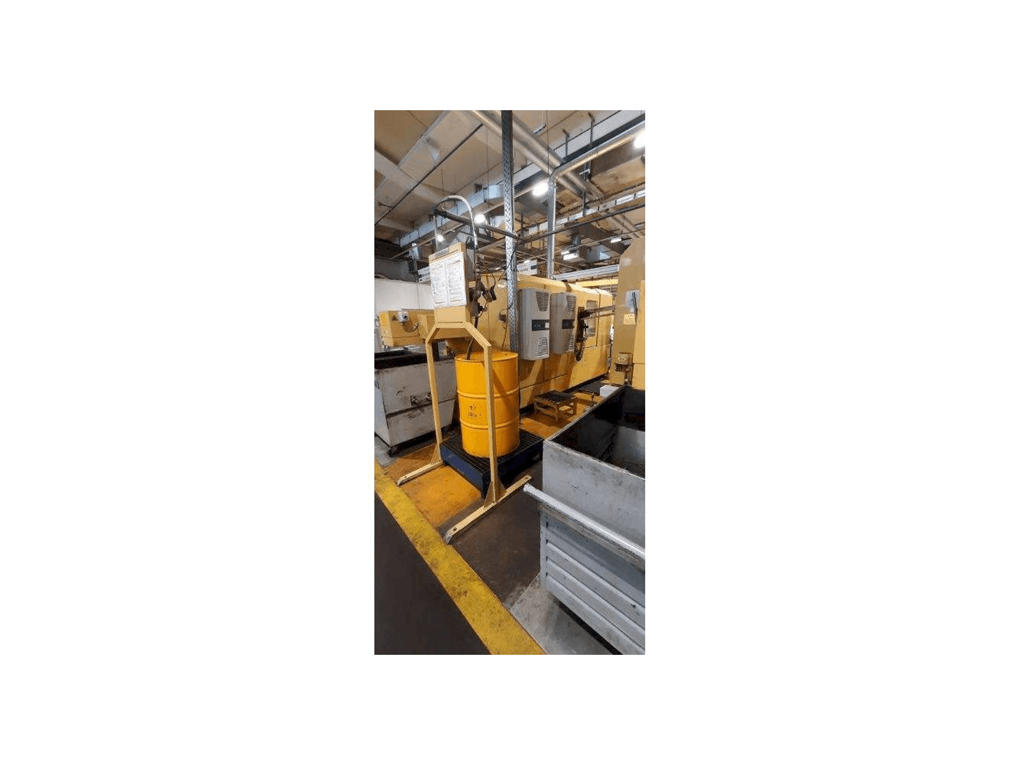 Vooraanzicht van TAJMAC-ZPS SAL 100/4 machine