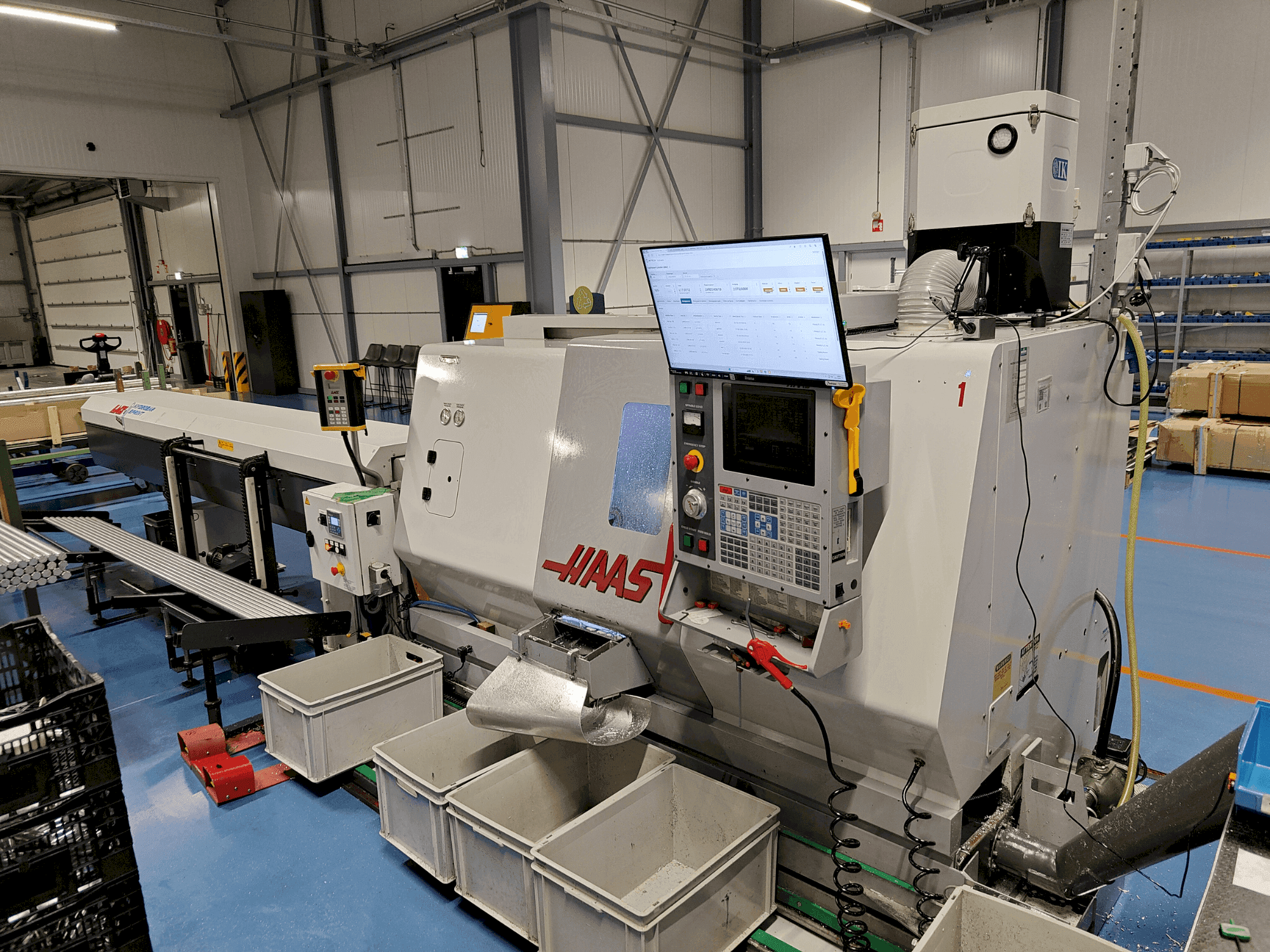 Vooraanzicht van HAAS TL-15HE machine