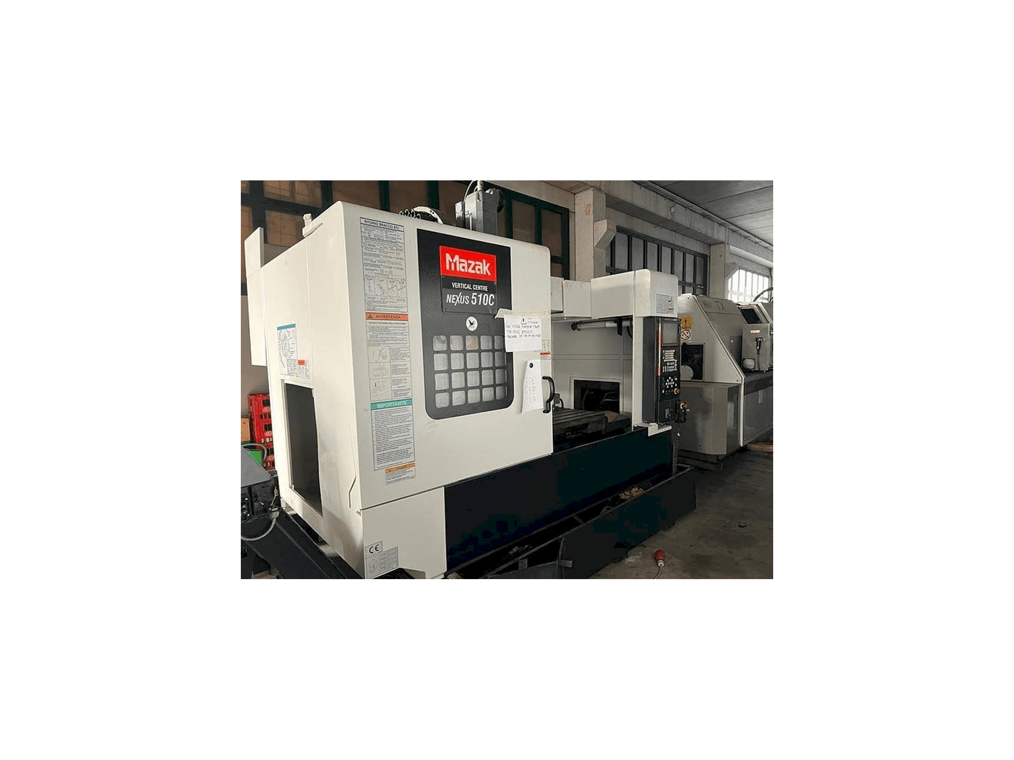 Vooraanzicht van Mazak VCN 510C machine