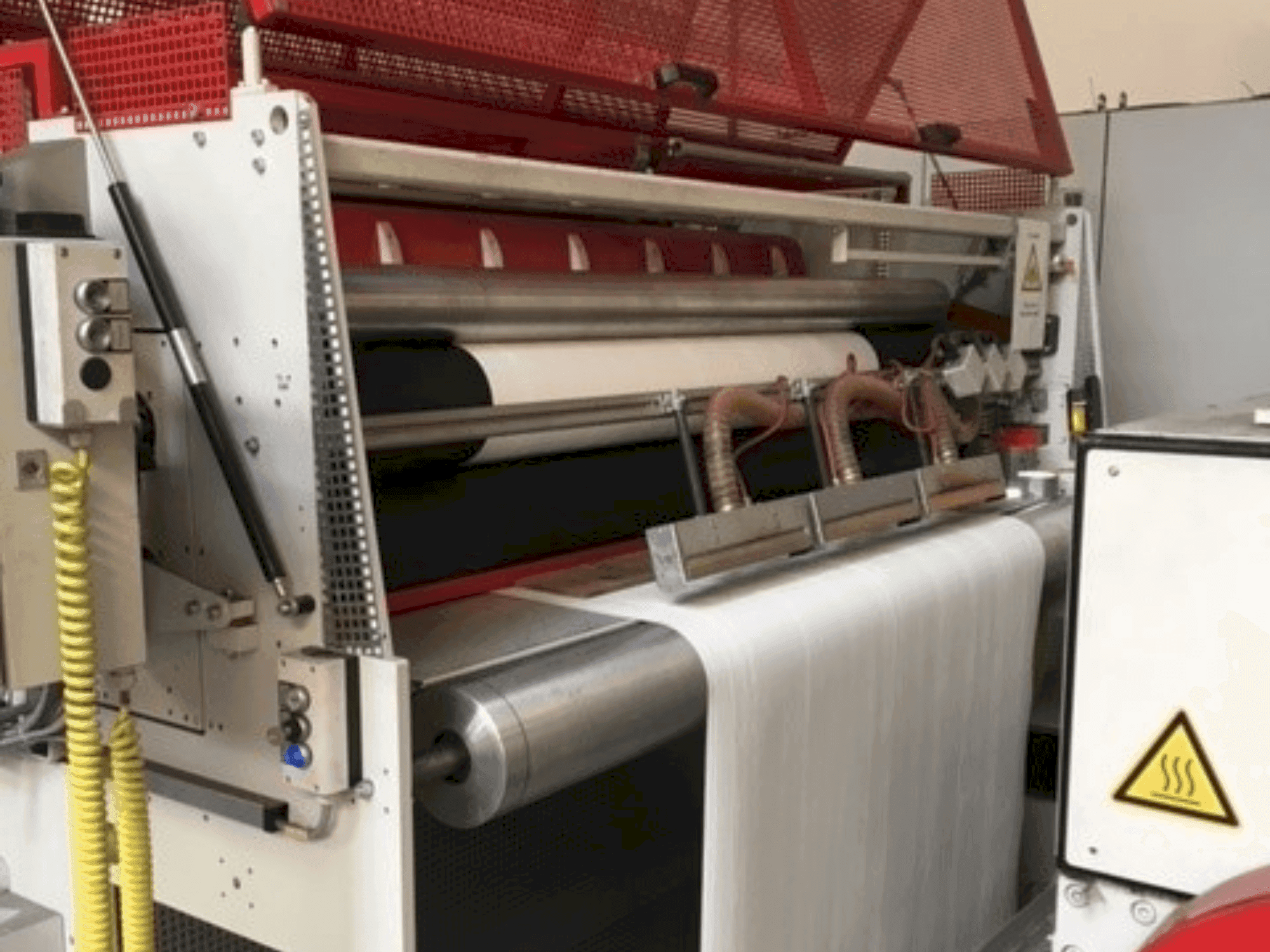 Vooraanzicht van HSM ABW-ROTA-2200 machine