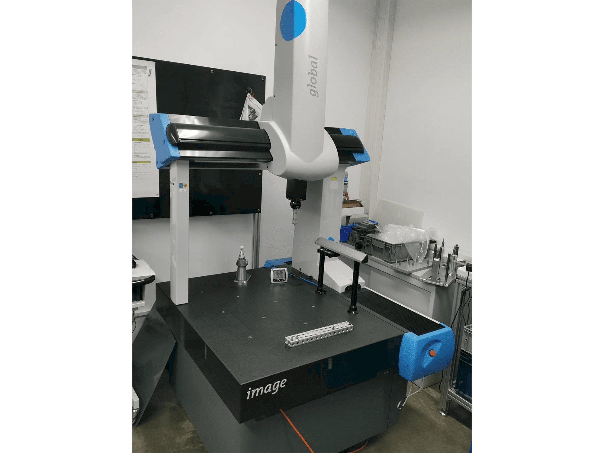 Vooraanzicht van DEA GLOBAL I/070505 machine