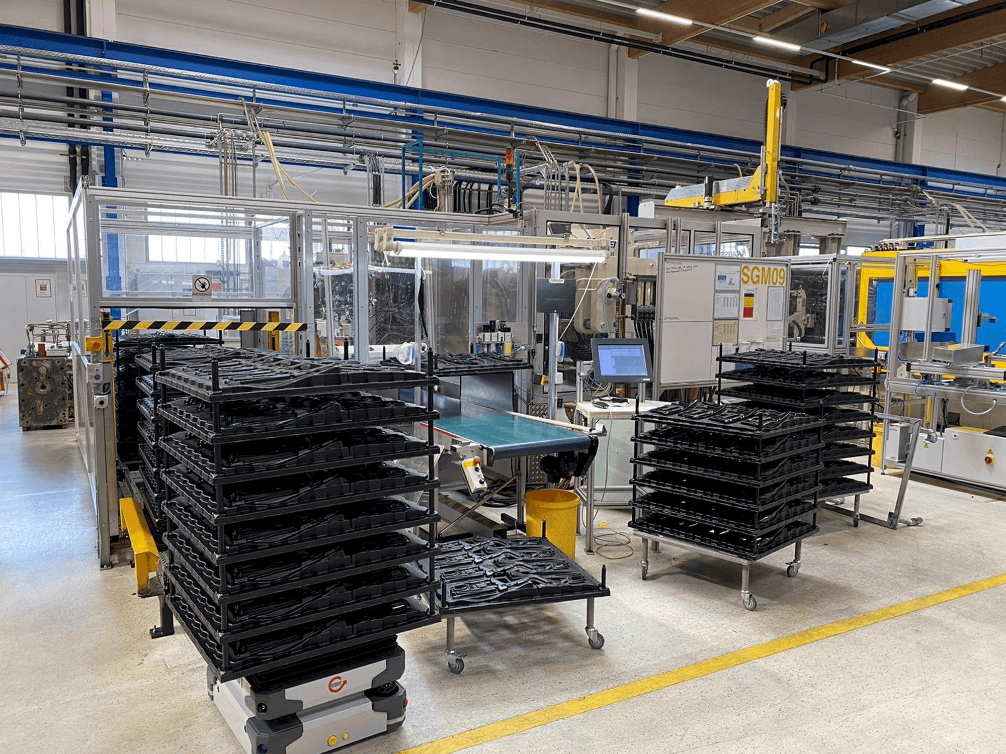 Vooraanzicht van Krauss Maffei 650-1900-520 CZ Multinject machine