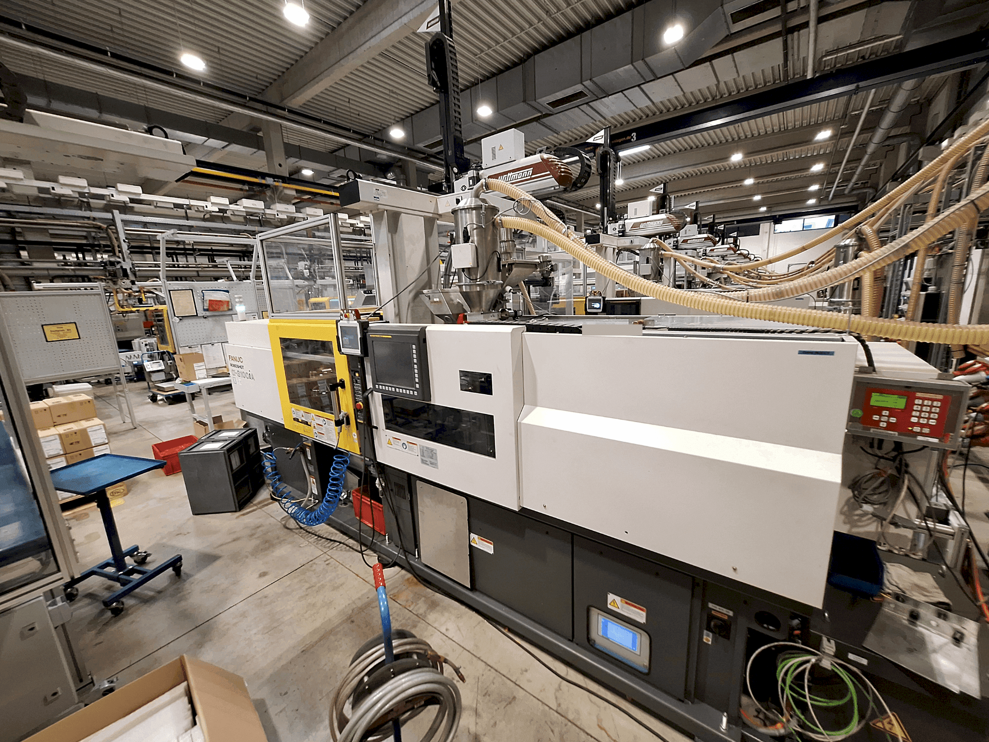 Vooraanzicht van FANUC Roboshot S100iA machine