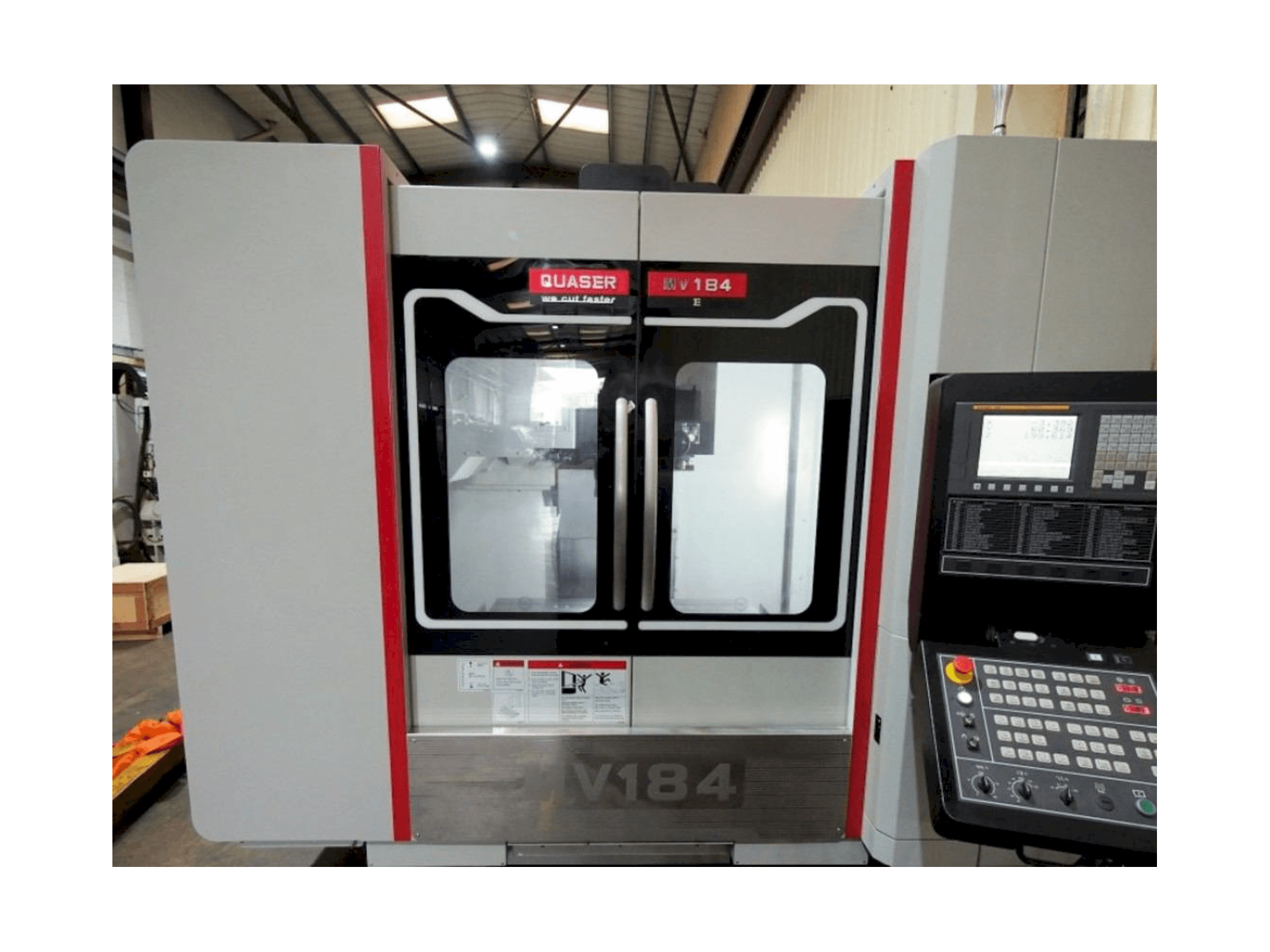 Vooraanzicht van Quaser MV184E machine