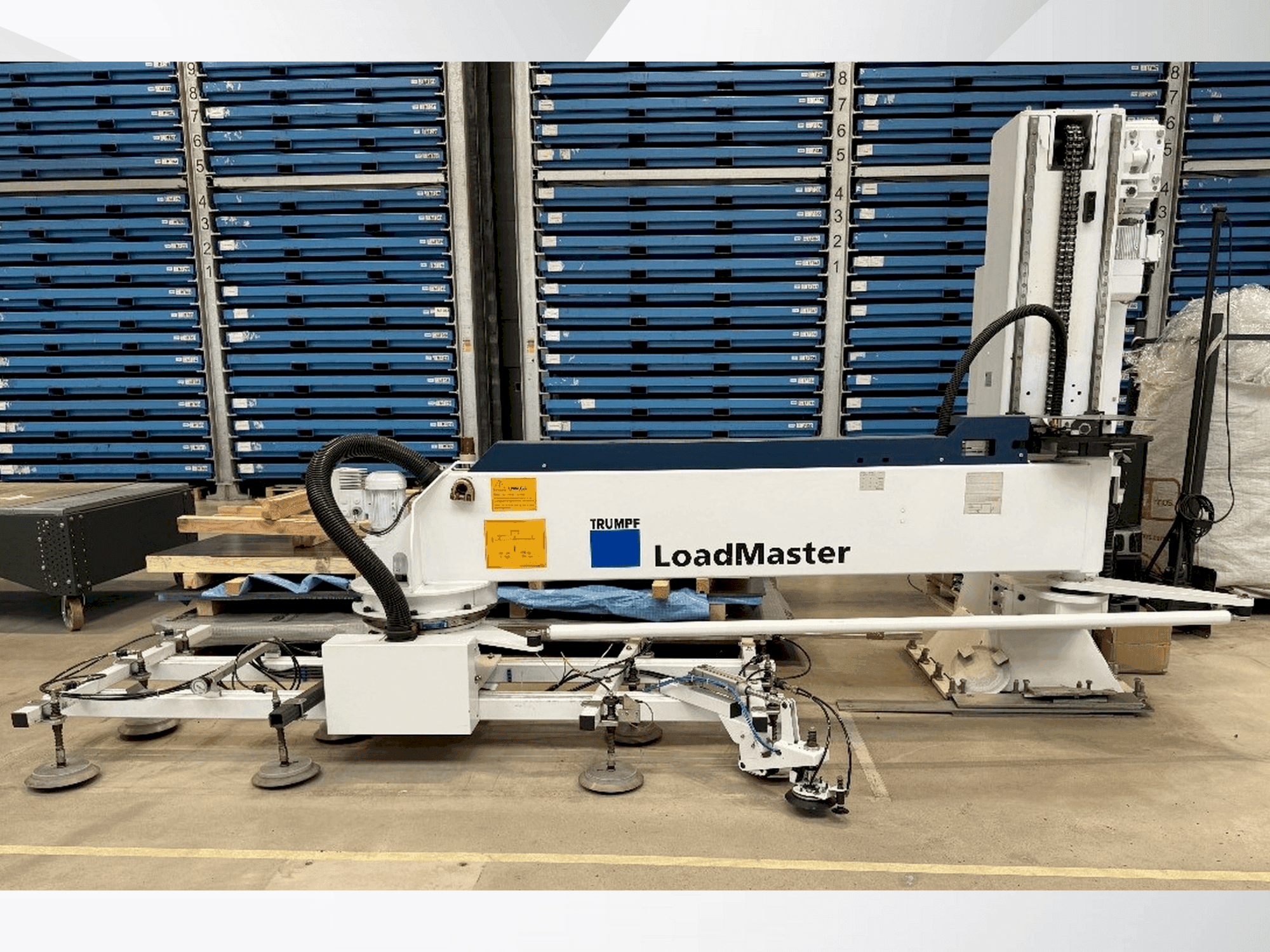 Vooraanzicht van TRUMPF LoadMaster machine