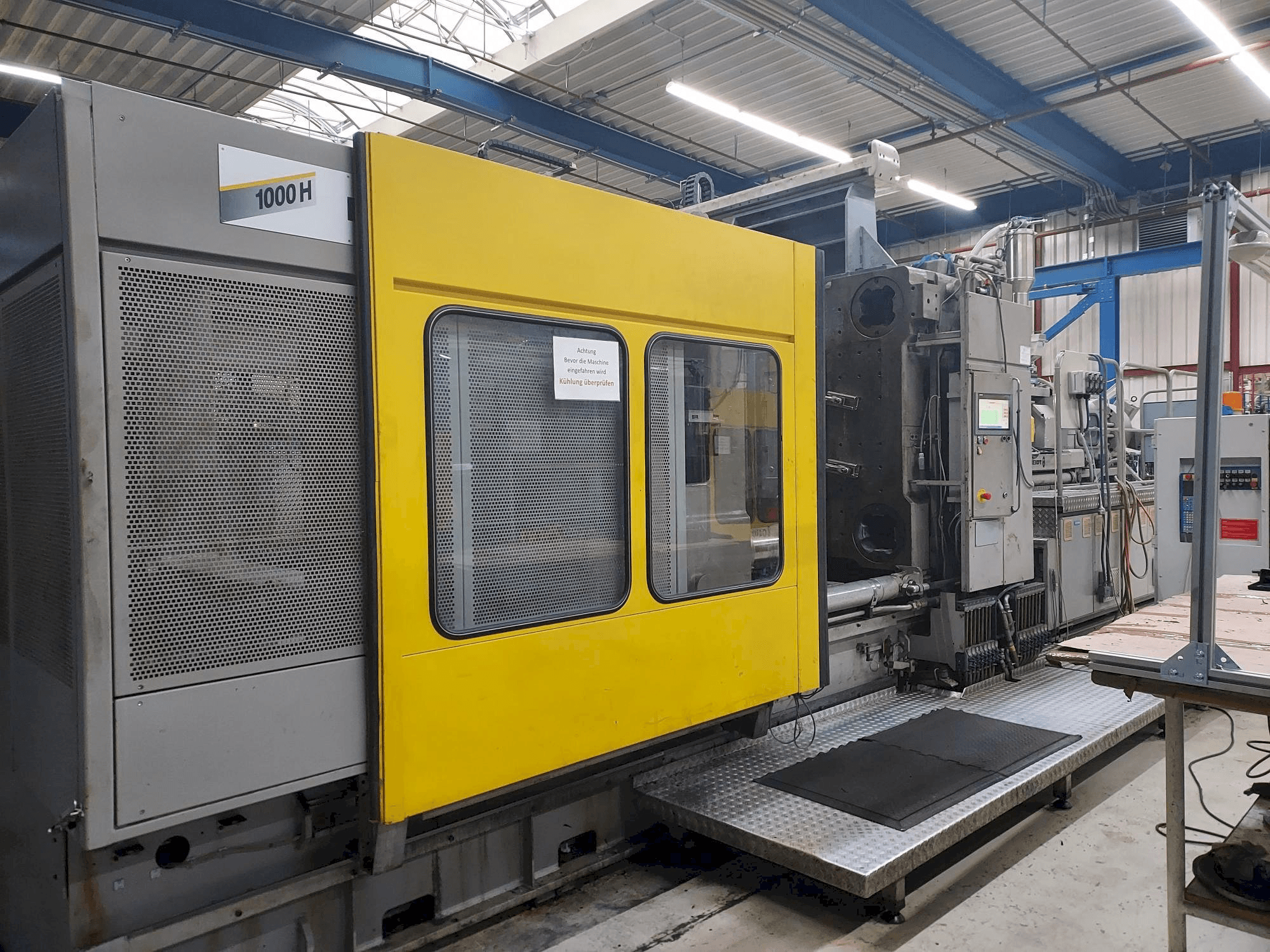 Vooraanzicht van Hemscheidt 1000 machine