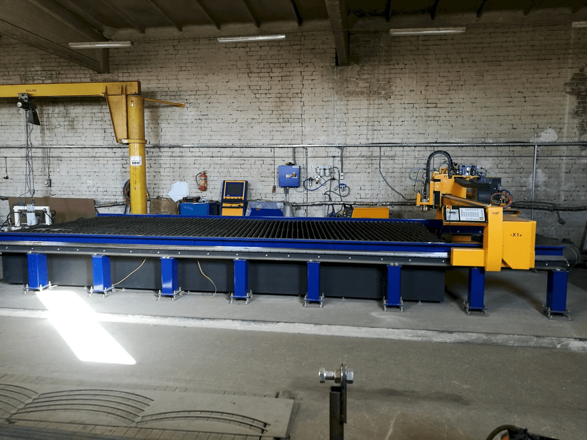 Vooraanzicht van MicroStep PlasmaCut 6001.25PG machine
