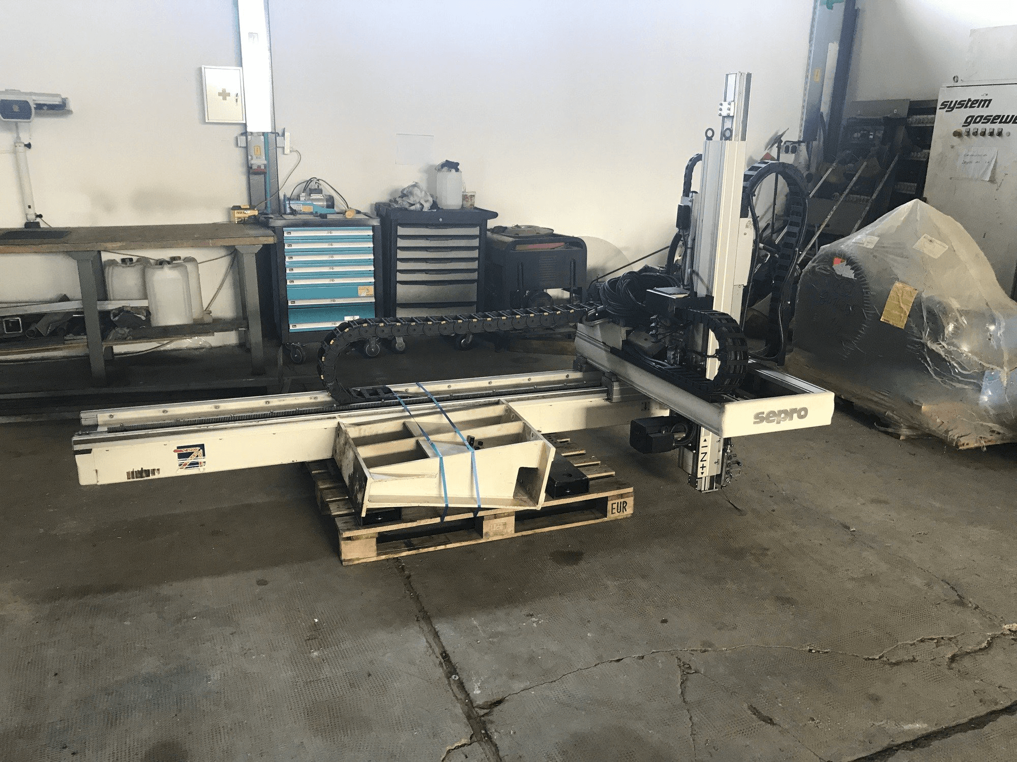 Vooraanzicht van Sepro 3021 BZ machine