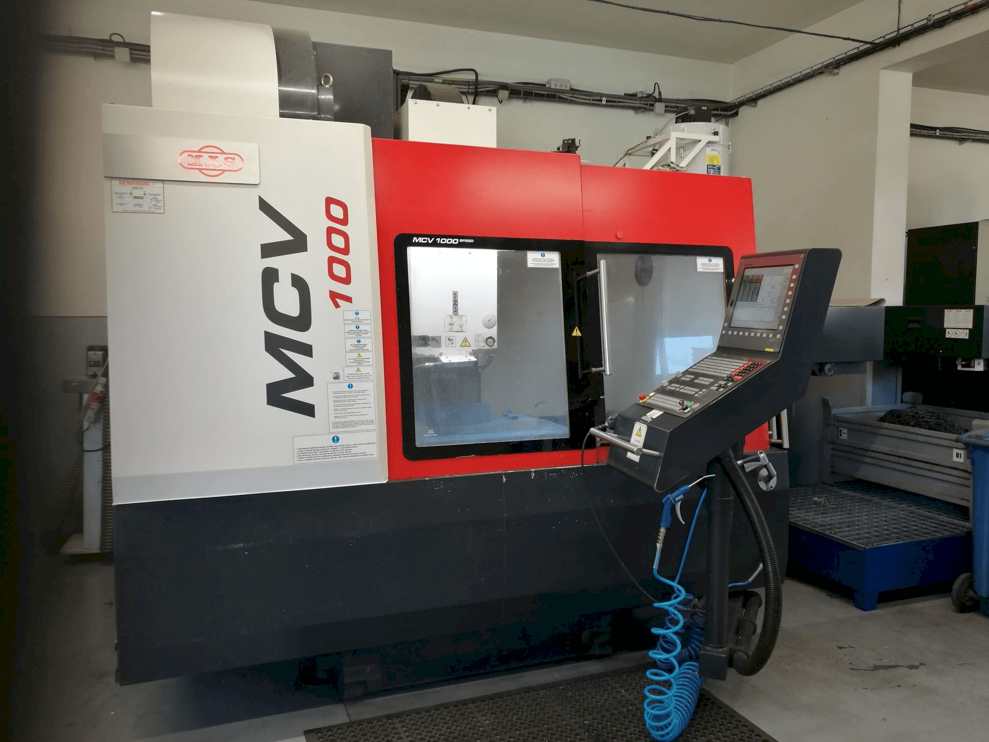 Vooraanzicht van KOVOSVIT MAS MCV 1000 Speed machine