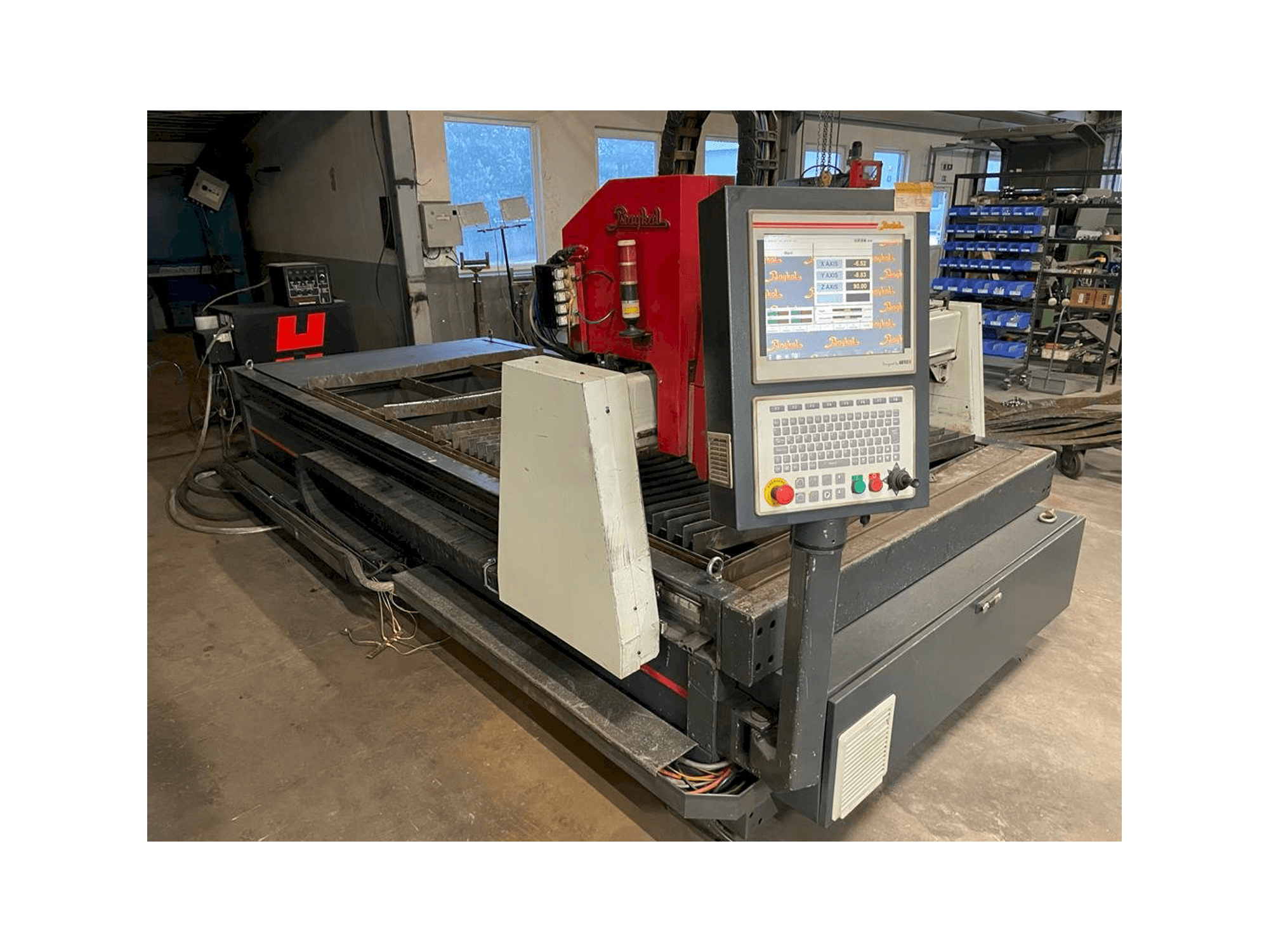 Vooraanzicht van Baykal BPH 1503 + Hypertherm HPR 130 machine