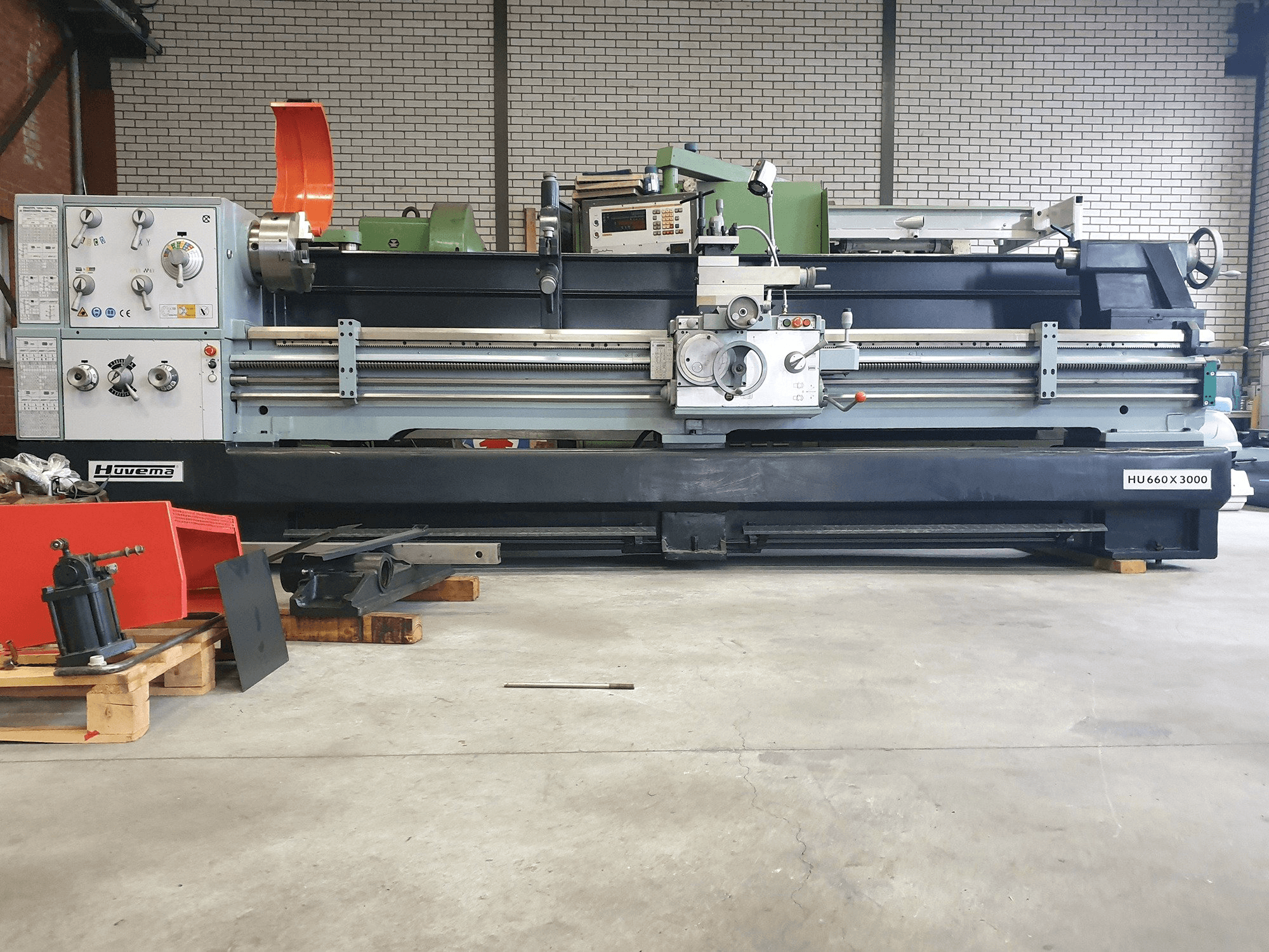 Vooraanzicht van HUVEMA HU 660 X 3000 machine