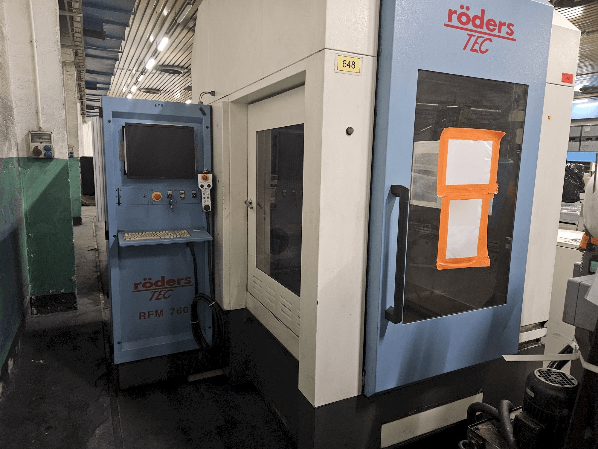 Vooraanzicht van RÖDERS RFM 760/2 machine