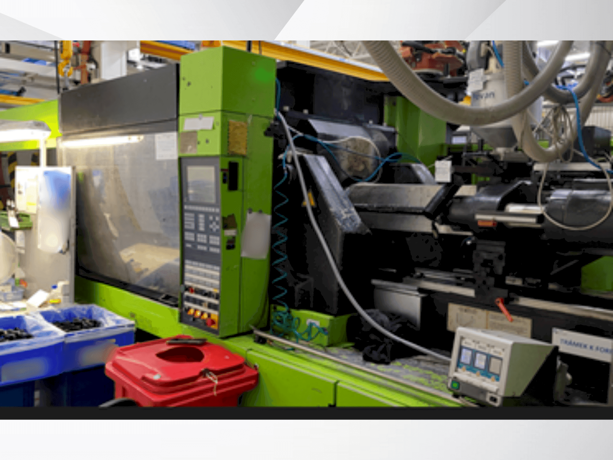 Vooraanzicht van Engel Engel ES 1050/250 HLST machine