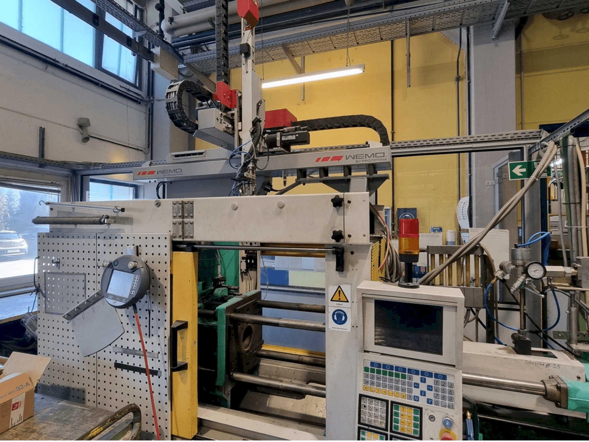 Vooraanzicht van Arburg ALLROUNDER Centex 270 C 500 - 250 machine