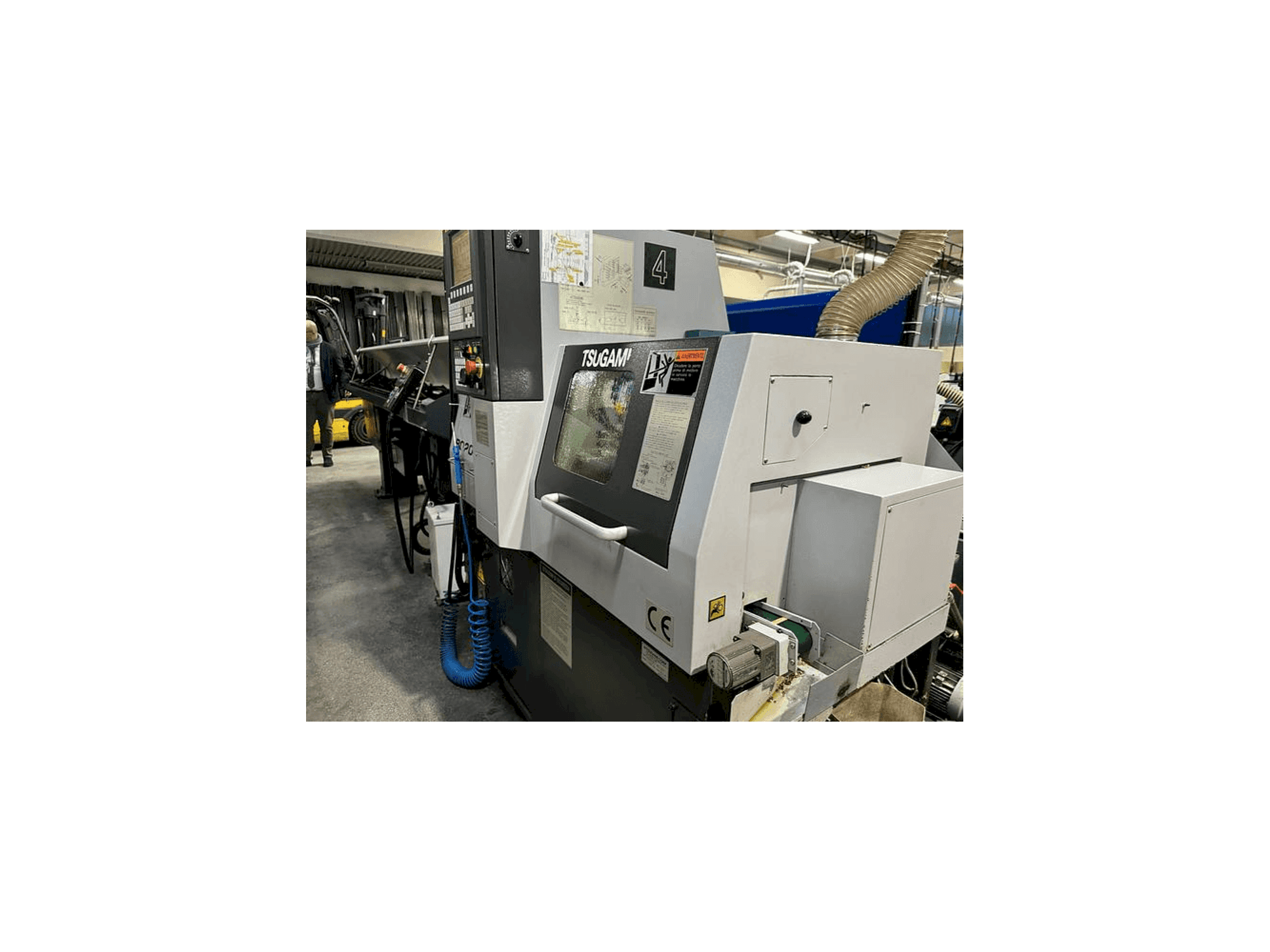 Vooraanzicht van TSUGAMI B0205E-II machine