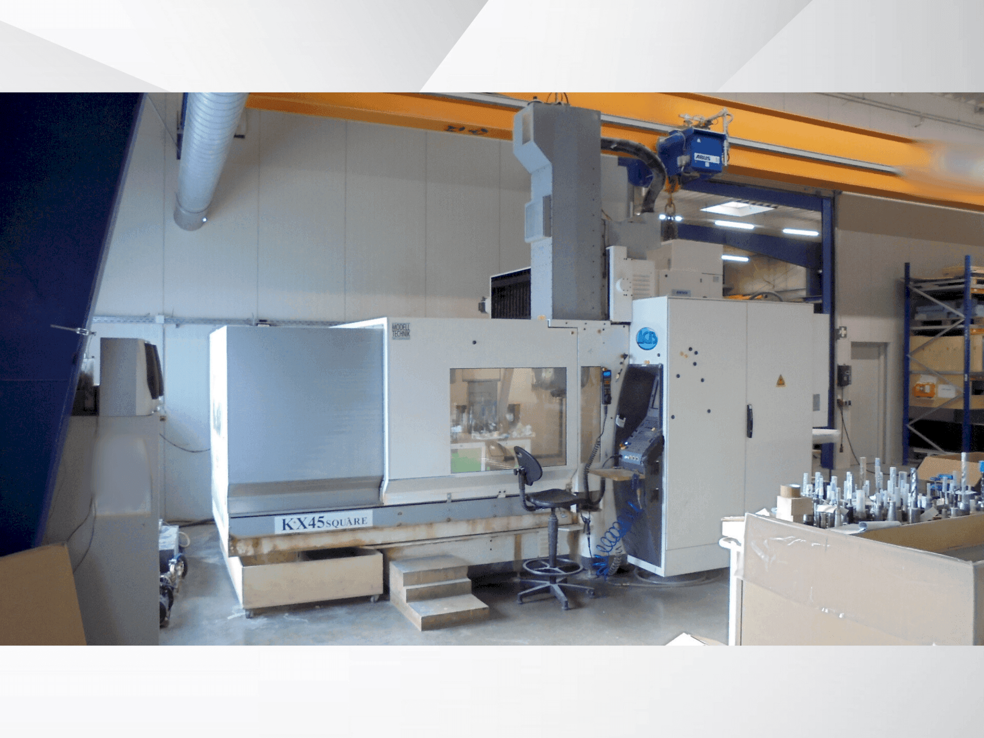 Vooraanzicht van LGB KX45 SQUARE FIVE 2 machine