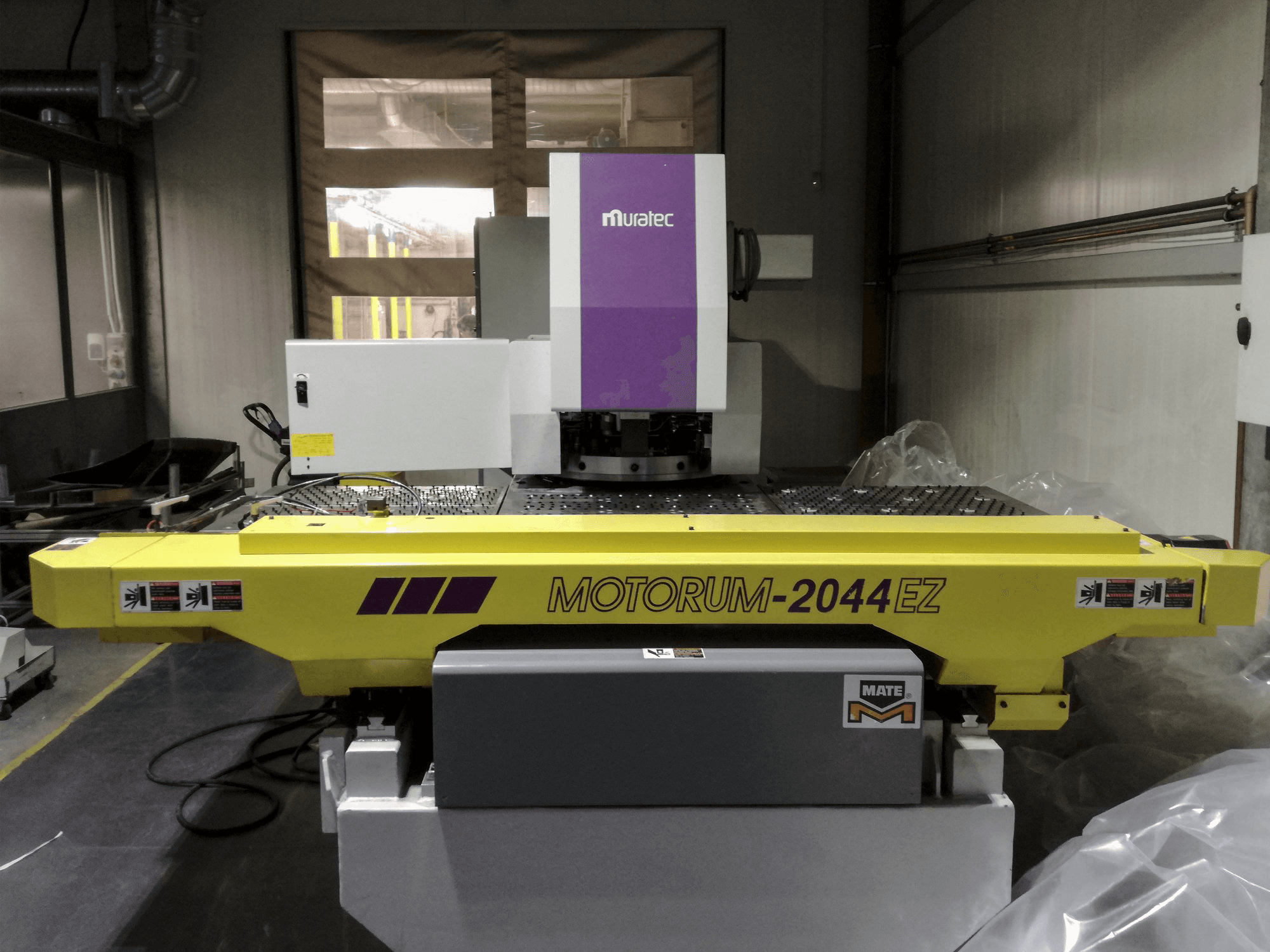 Vooraanzicht van Murata Wiedemann M-2044 EZ machine