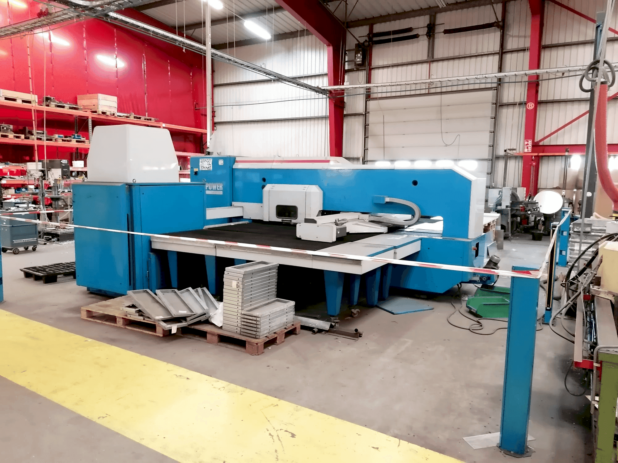 Vooraanzicht van Finn-Power F5-20 SB/AM machine