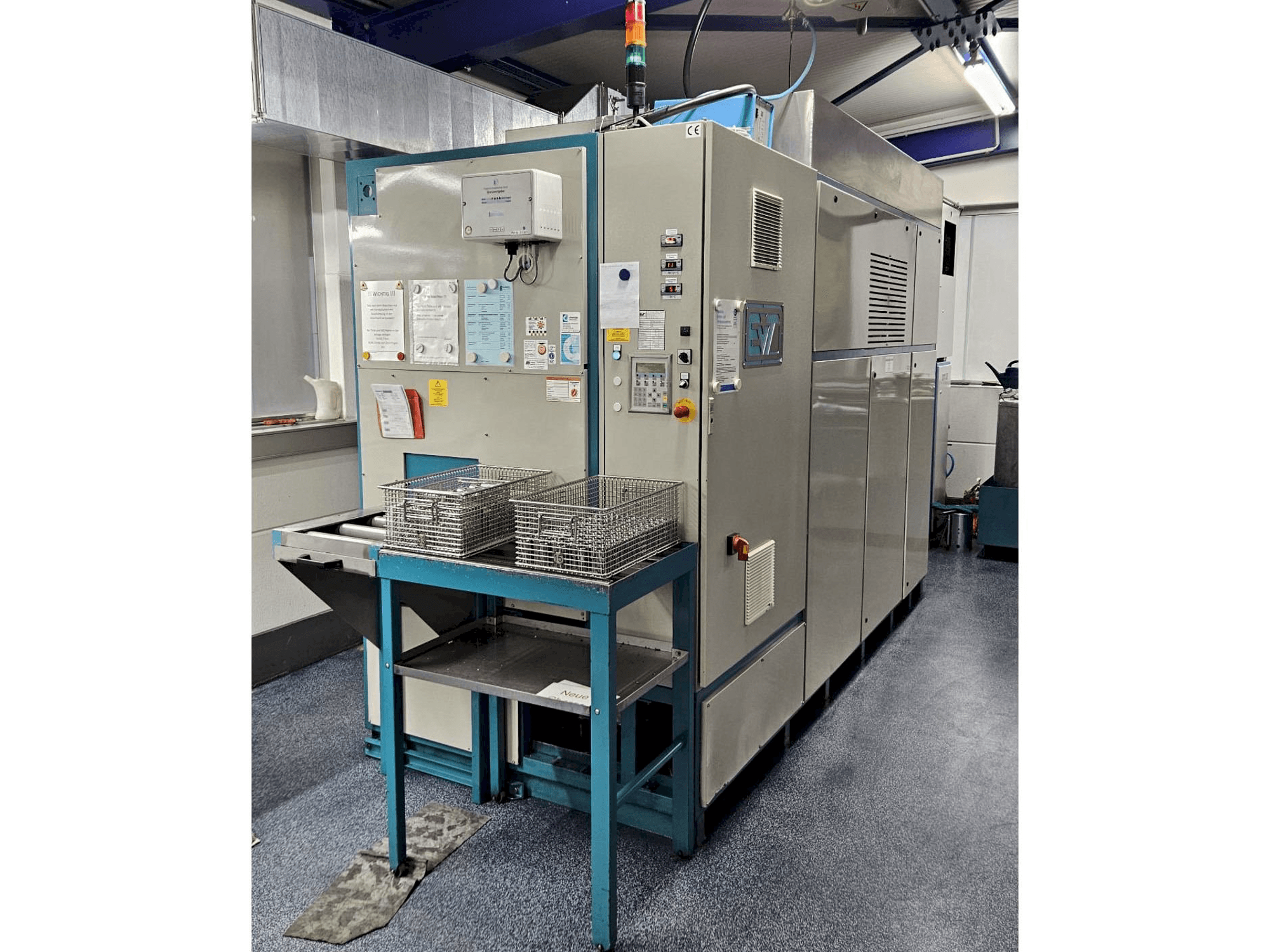 Vooraanzicht van EVT TD 3001/530 PER machine