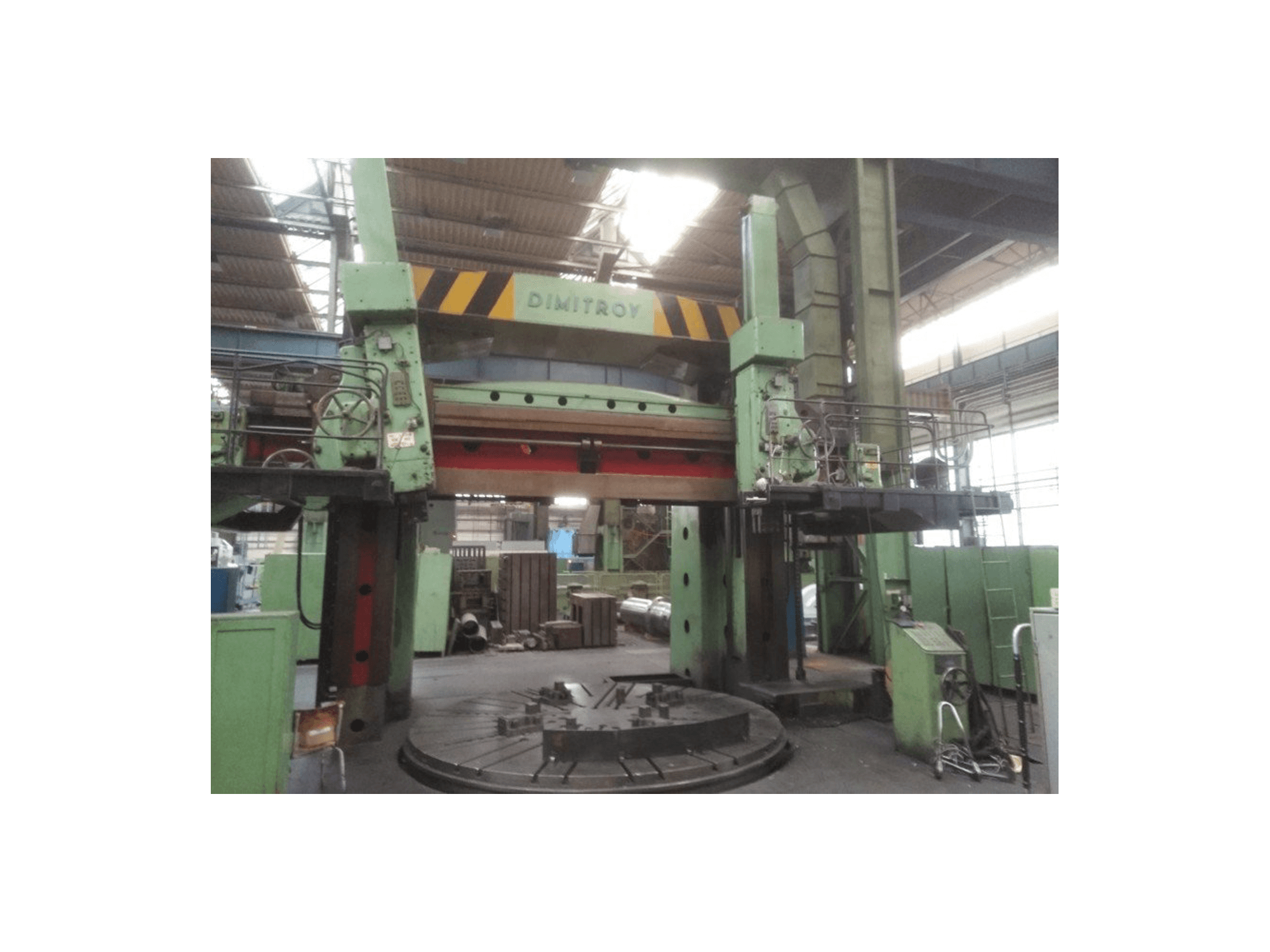 Links zicht van Dimitrov 4000 machine