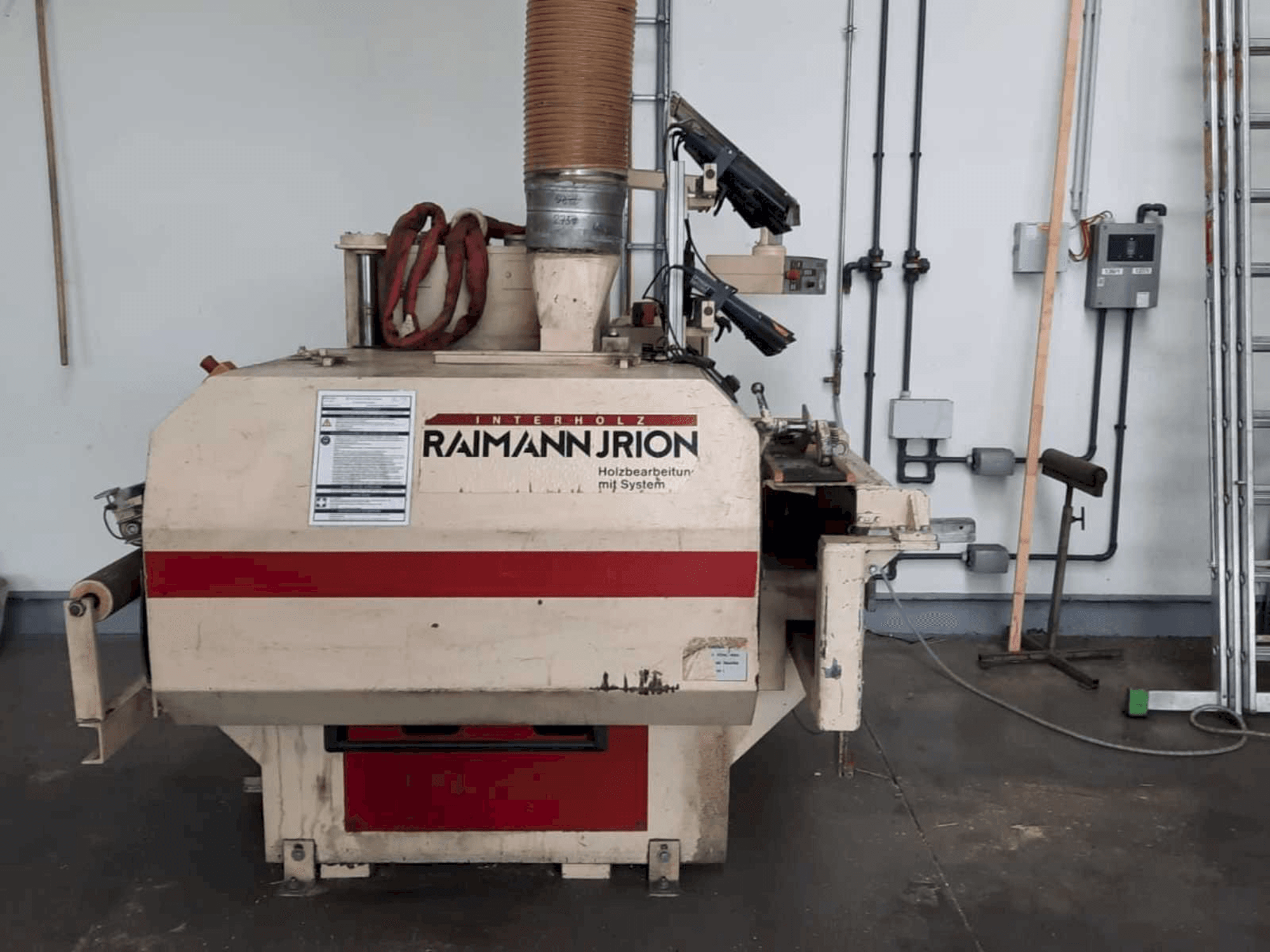 Vooraanzicht van RAIMANN KS 310 machine