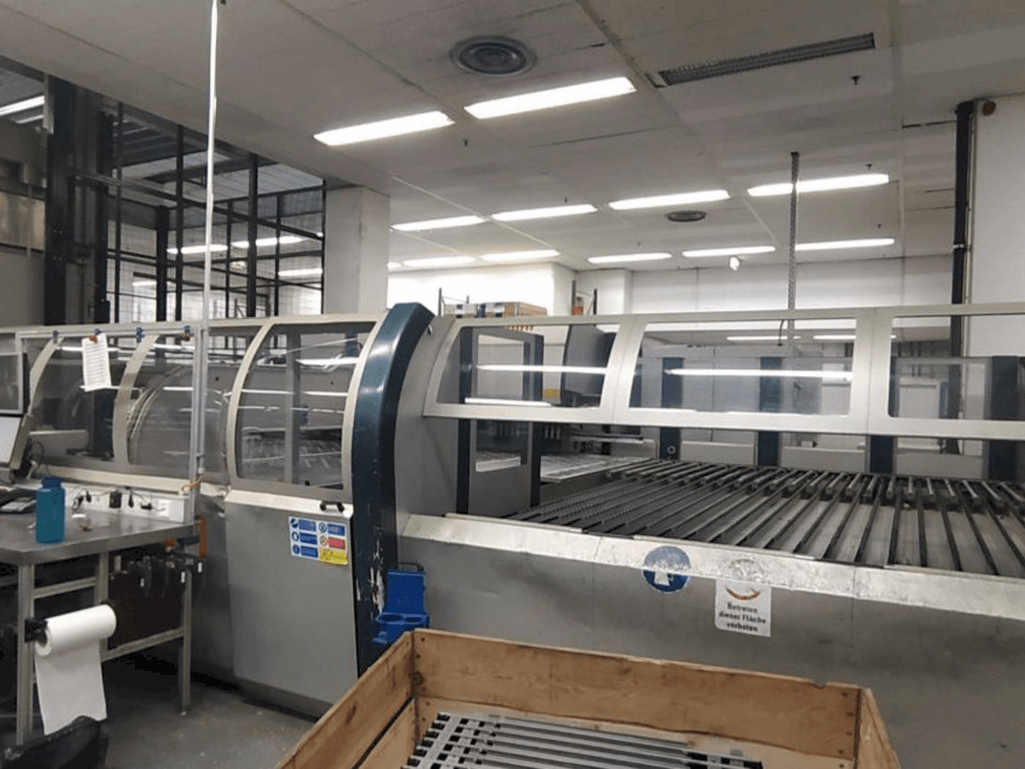 Vooraanzicht van Salvagnini P4 machine