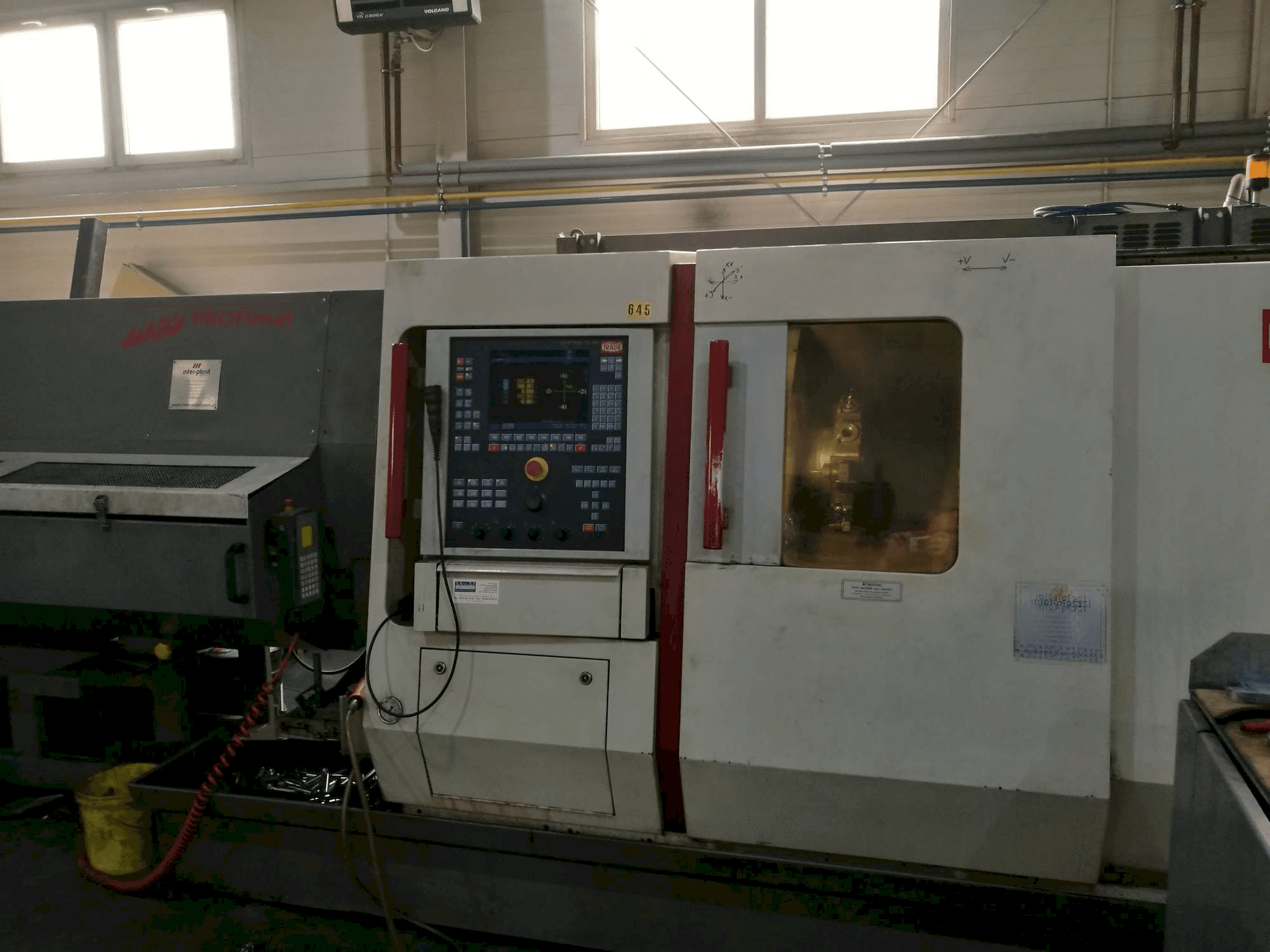 Vooraanzicht van TRAUB TNC 42/65 machine