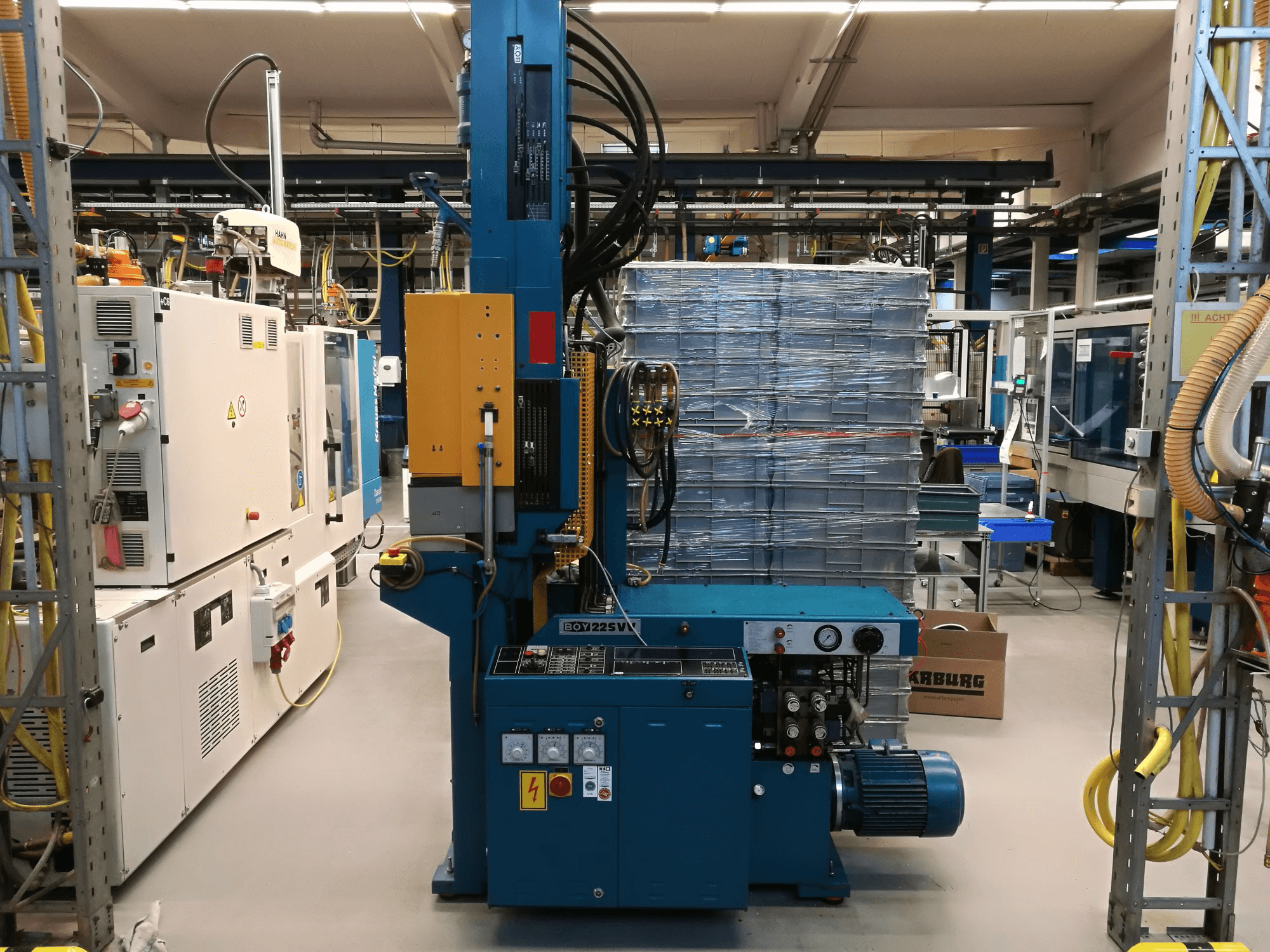 Vooraanzicht van BOY 22 S VV machine