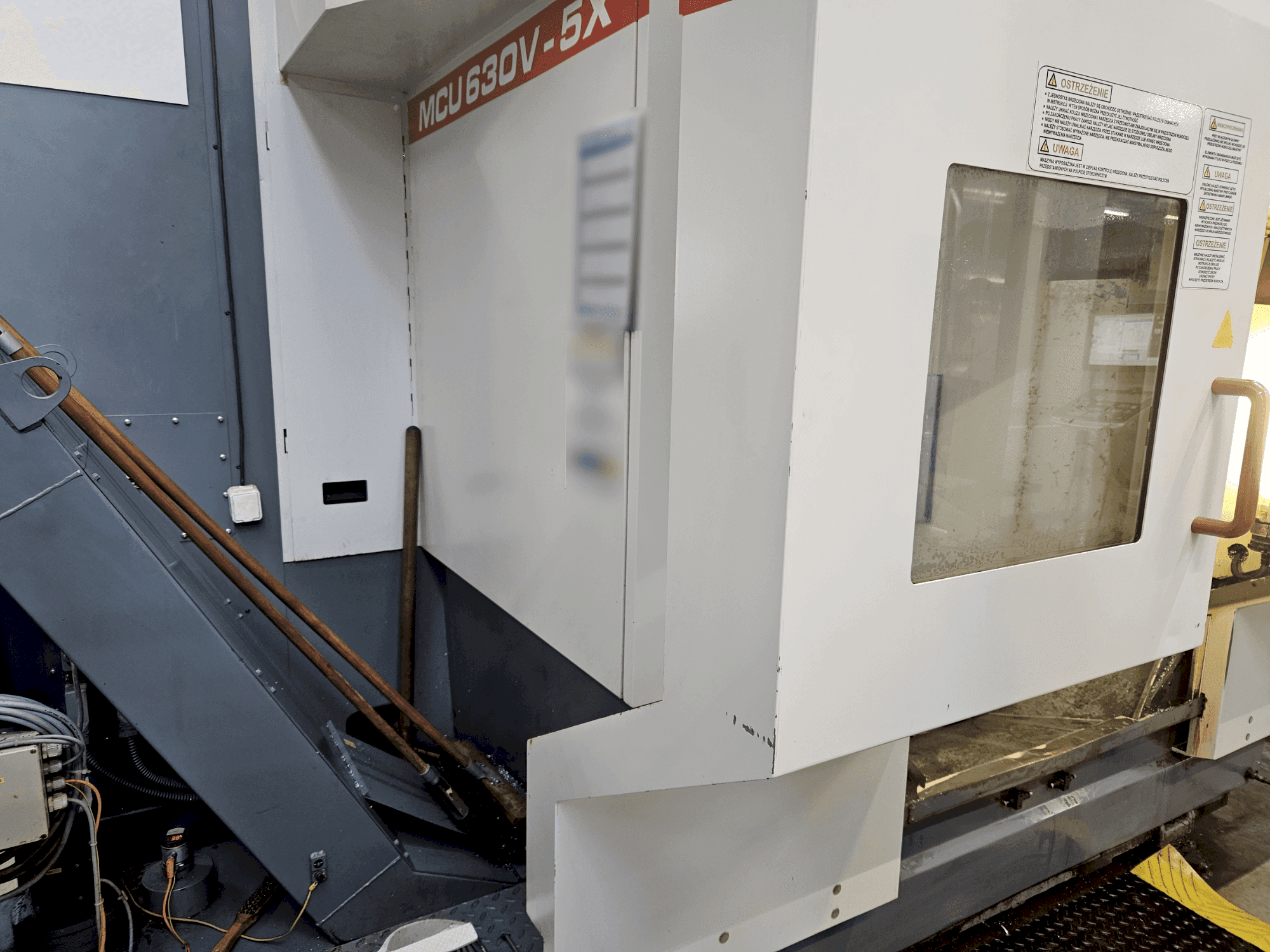 Zijaanzicht van KOVOSVIT MAS MCU 630V-5X machine