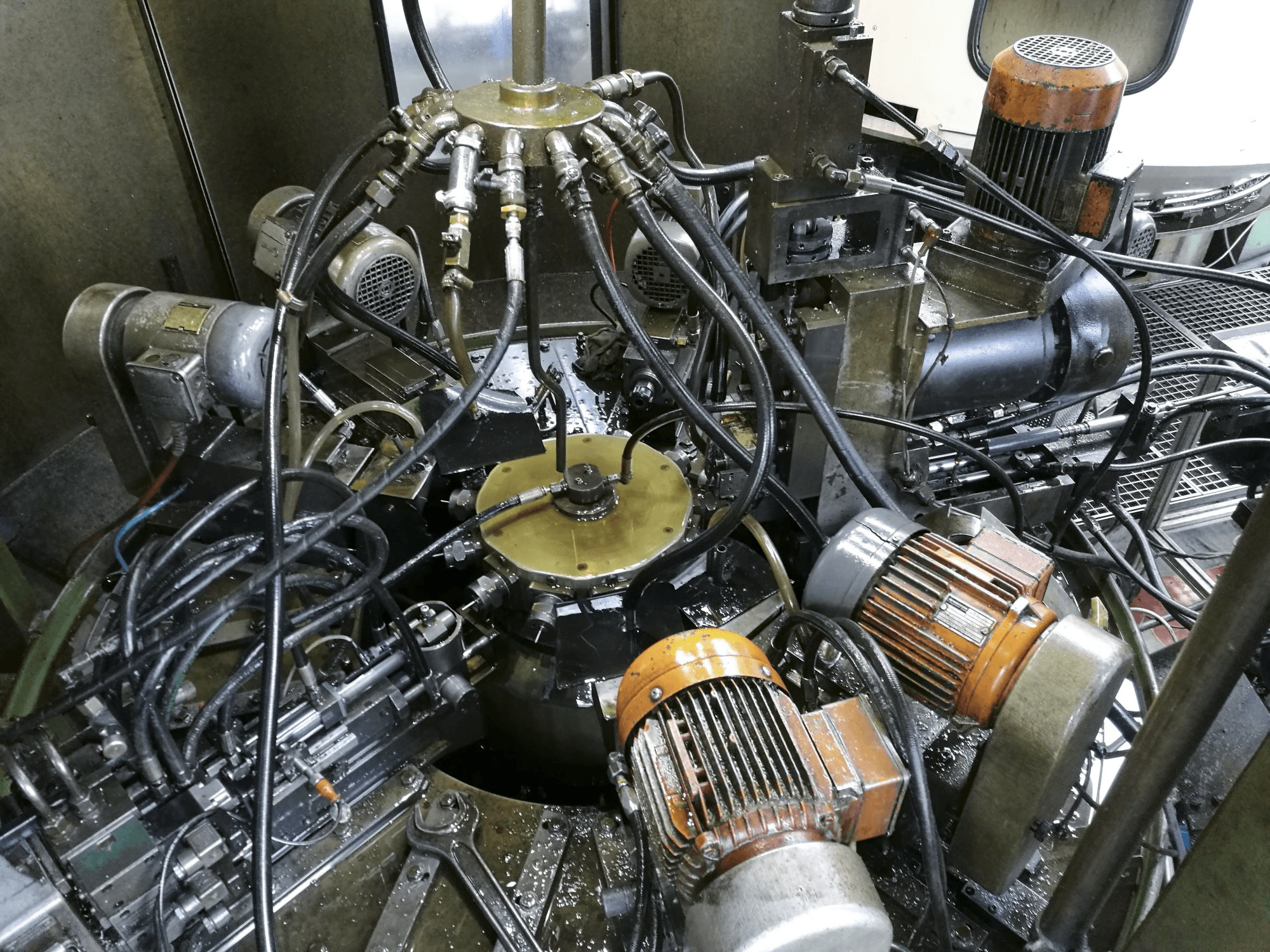 Detail 1 van RIS-INGOLD Rismatic 151G-12 machine