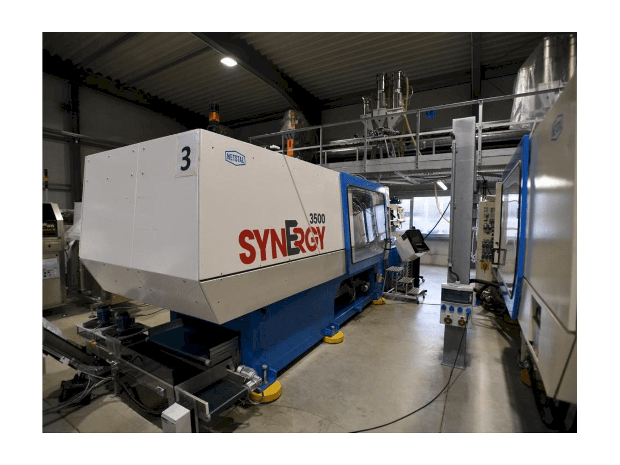 Vooraanzicht van Netstal SynErgy 3500-2150 machine