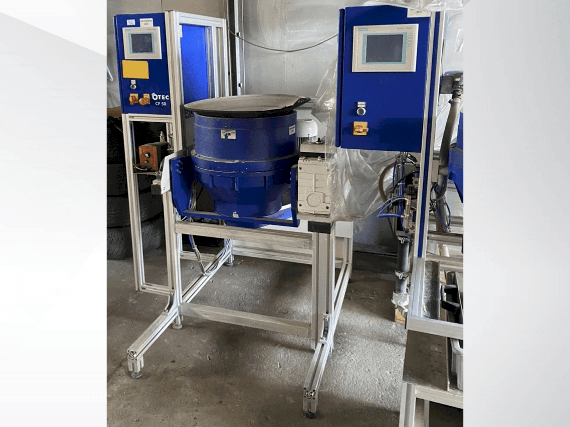 Vooraanzicht van OTEC CF 1x50 machine
