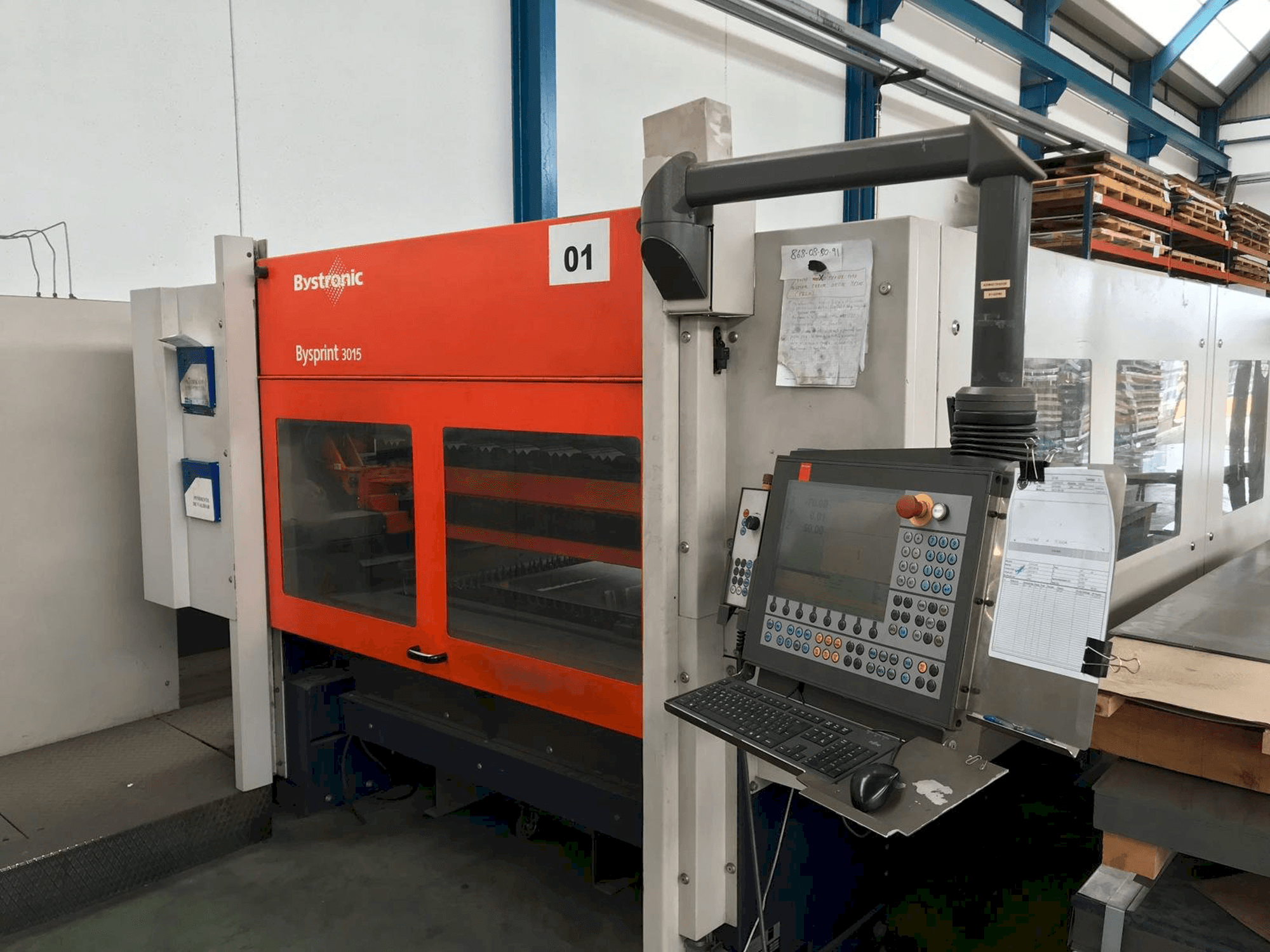 Vooraanzicht van Bystronic Bysprint 3015 machine