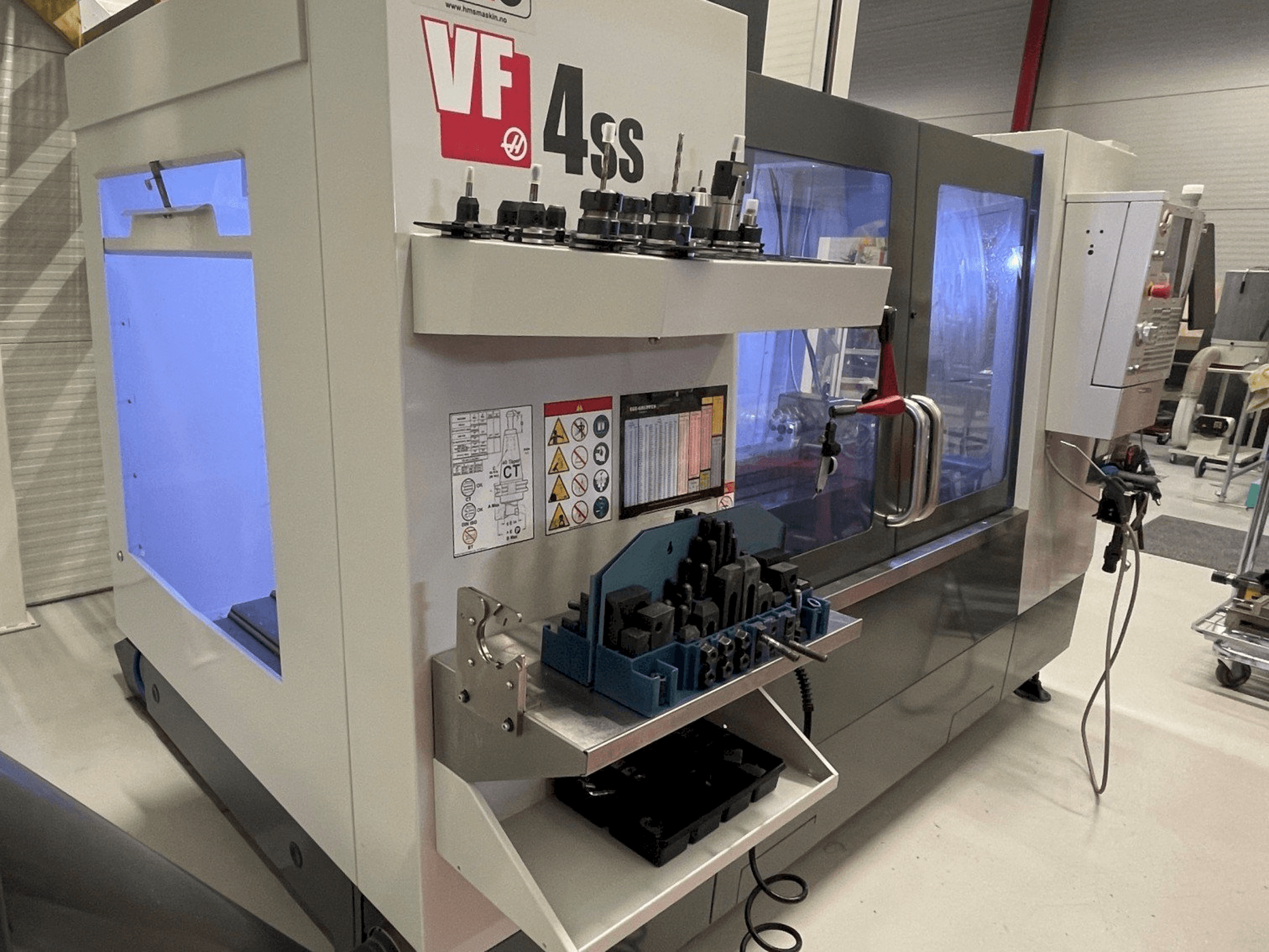 Vooraanzicht van HAAS VF 4SS machine