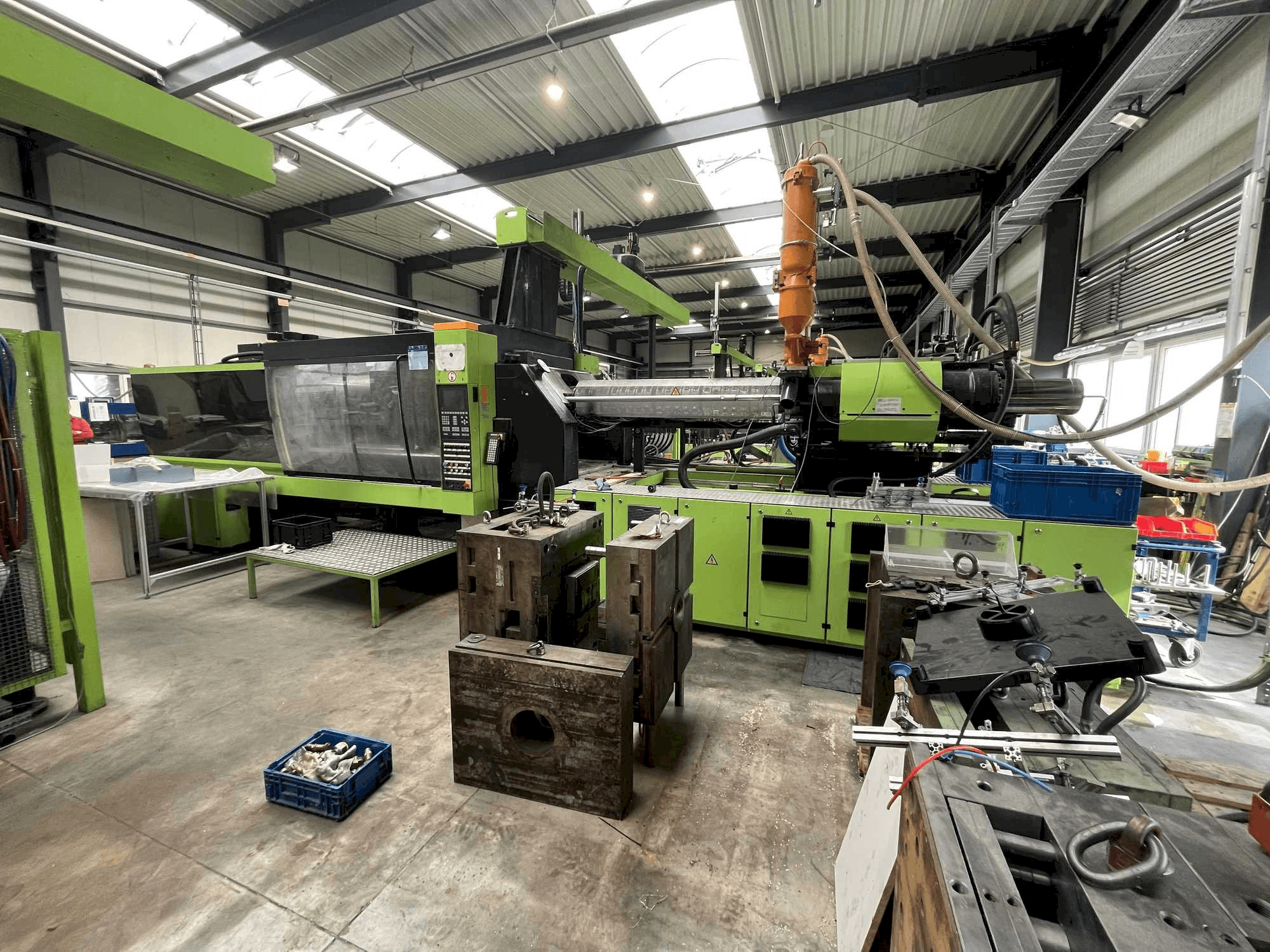 Vooraanzicht van Engel ES 5550/600 HL-V machine