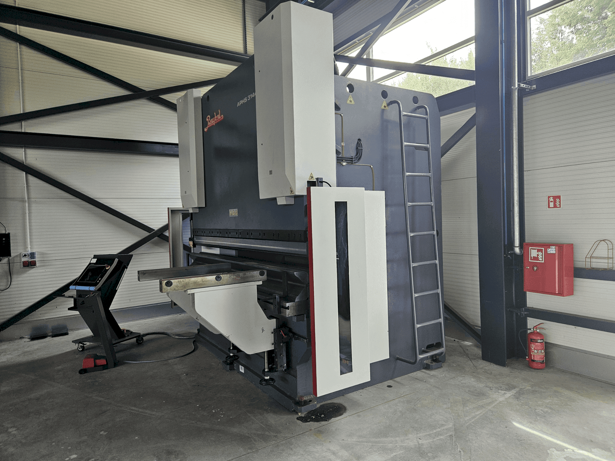 Vooraanzicht van Baykal APHS 31440 machine