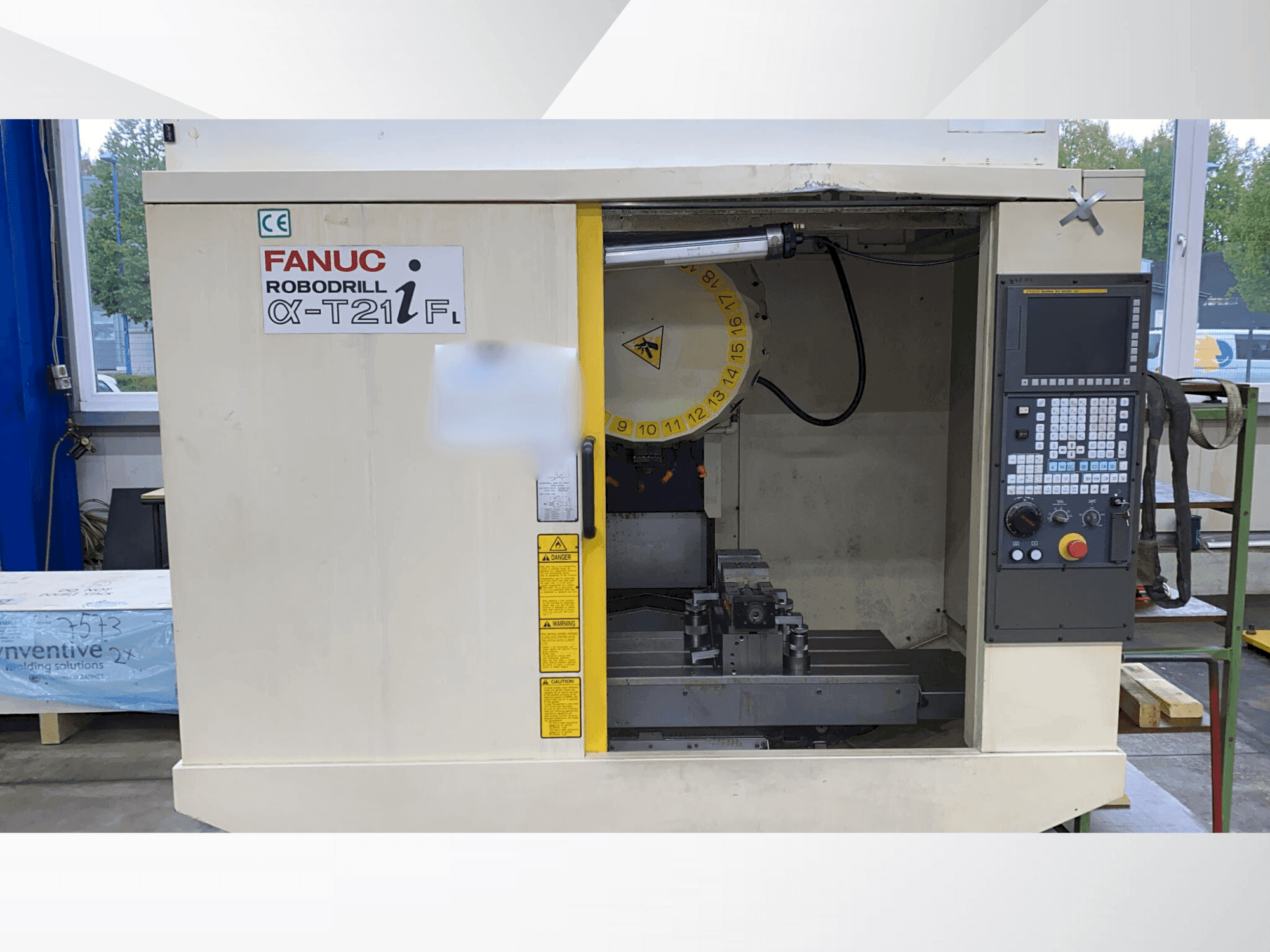 Vooraanzicht van FANUC a-T21iFL machine