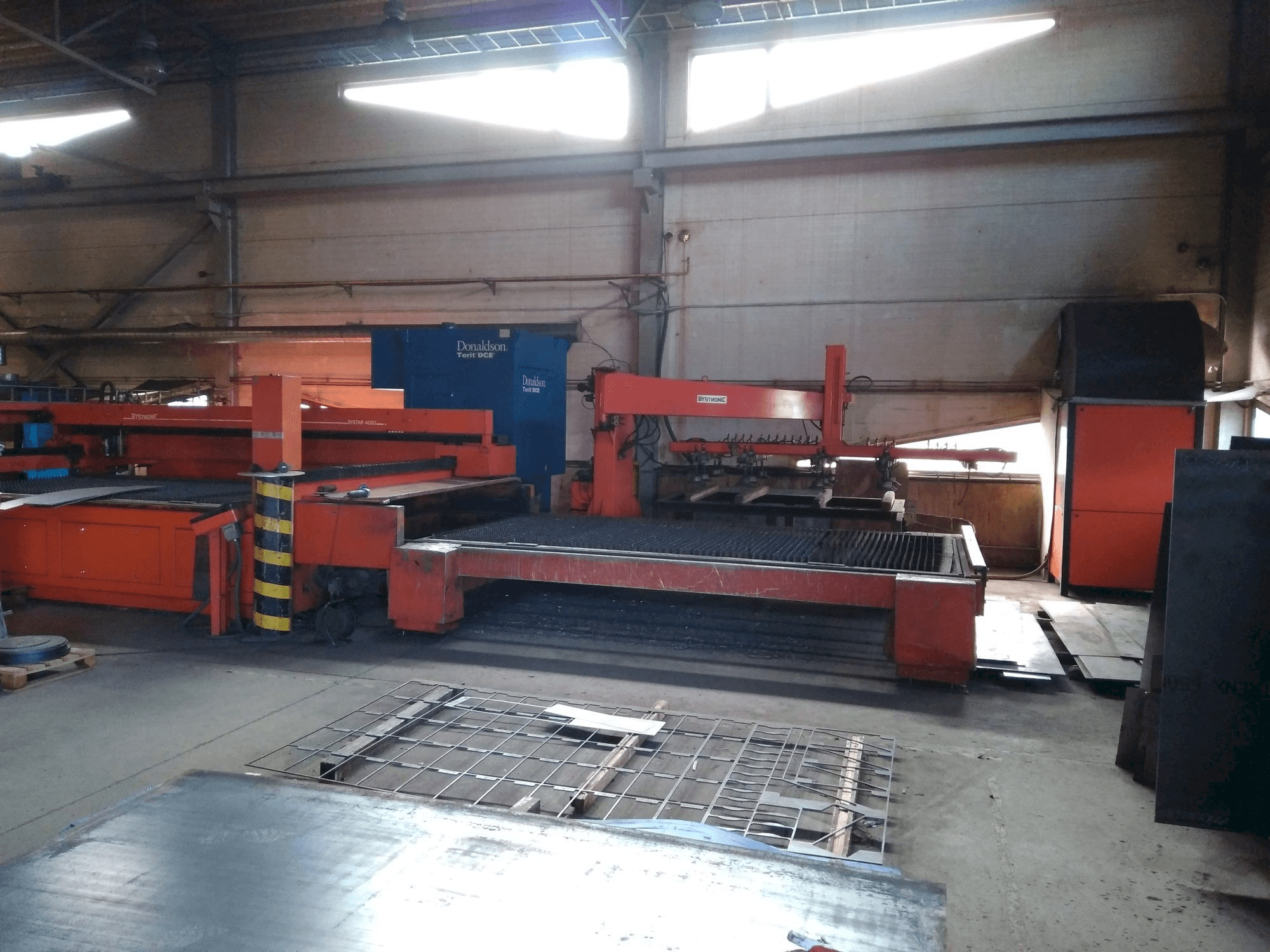 Vooraanzicht van Bystronic BTL 2800 machine