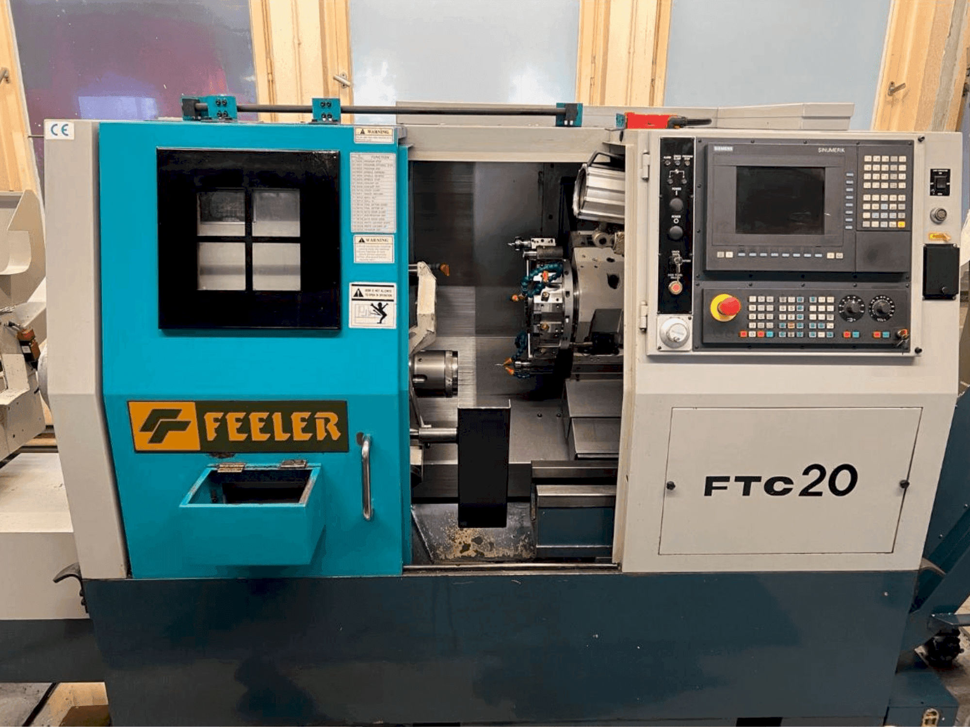 Vooraanzicht van Feeler FTC 20 machine