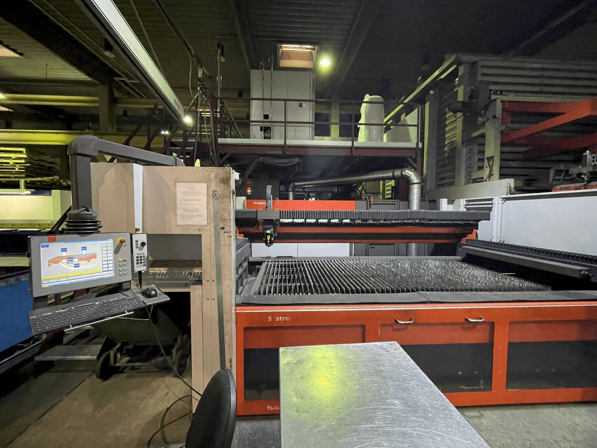 Vooraanzicht van Bystronic Bylaser 4400 machine