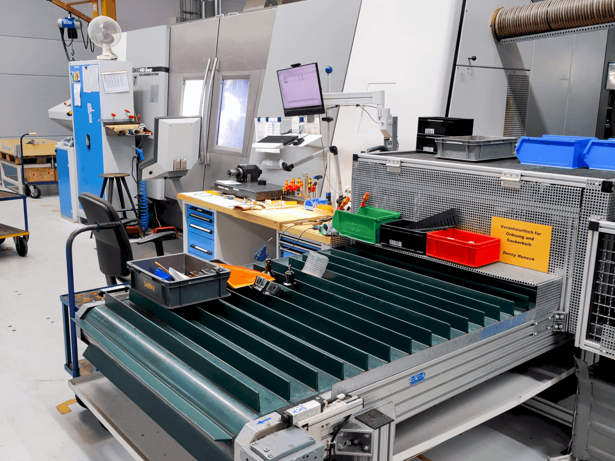 Vooraanzicht van DMG GMX 400l Stange machine