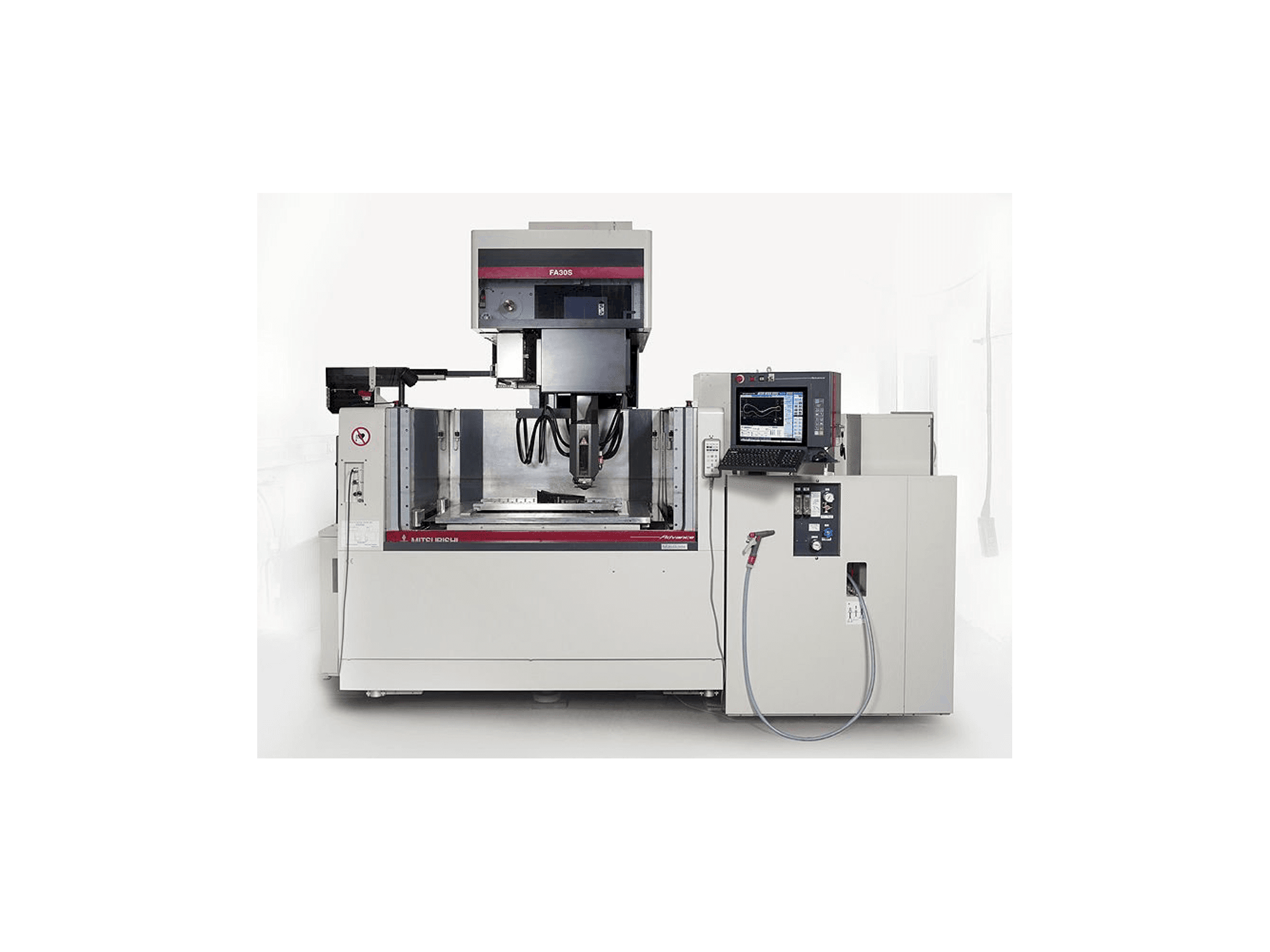 Vooraanzicht van Mitsubishi FA 30S Advance machine