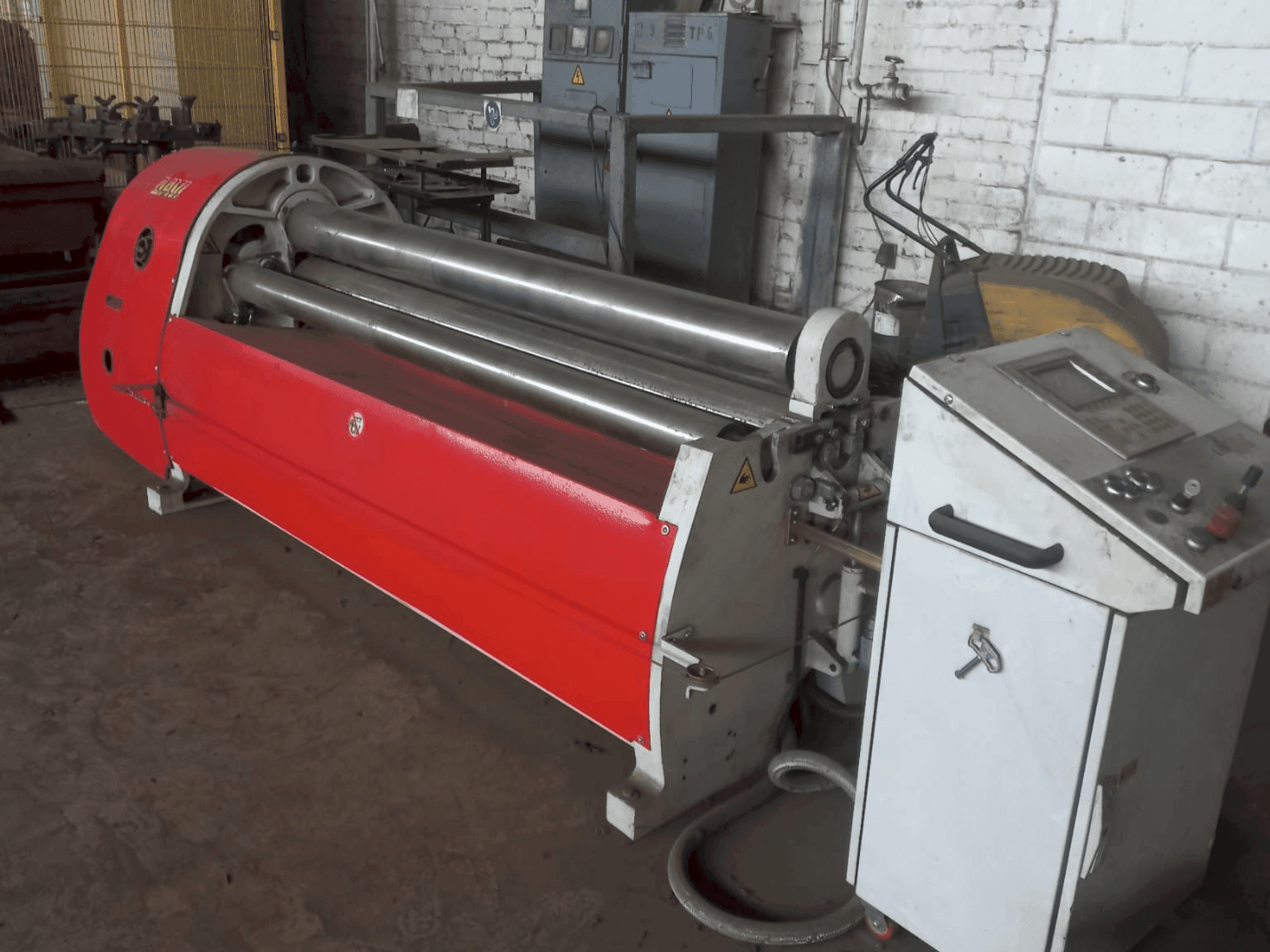 Vooraanzicht van PROMAU MCA 2017 machine