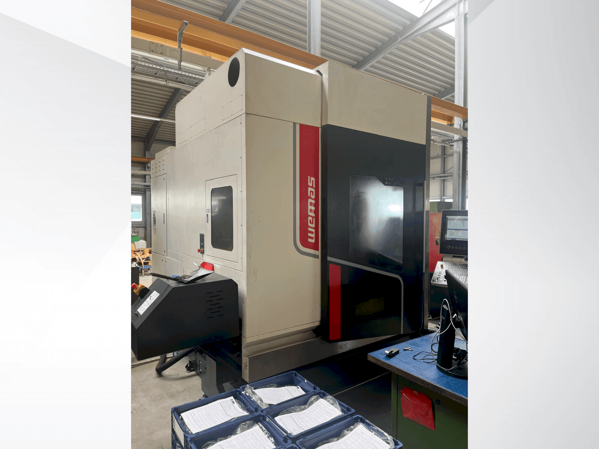 Vooraanzicht van WEMAS VZG 72 machine